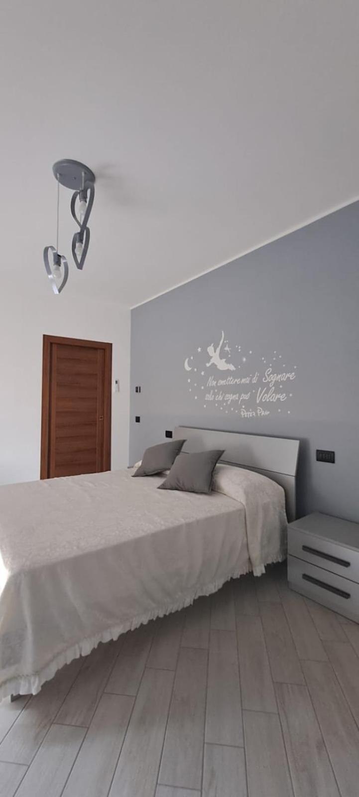 Deluxe Room (2 Adults + 1 Child) photo 2
