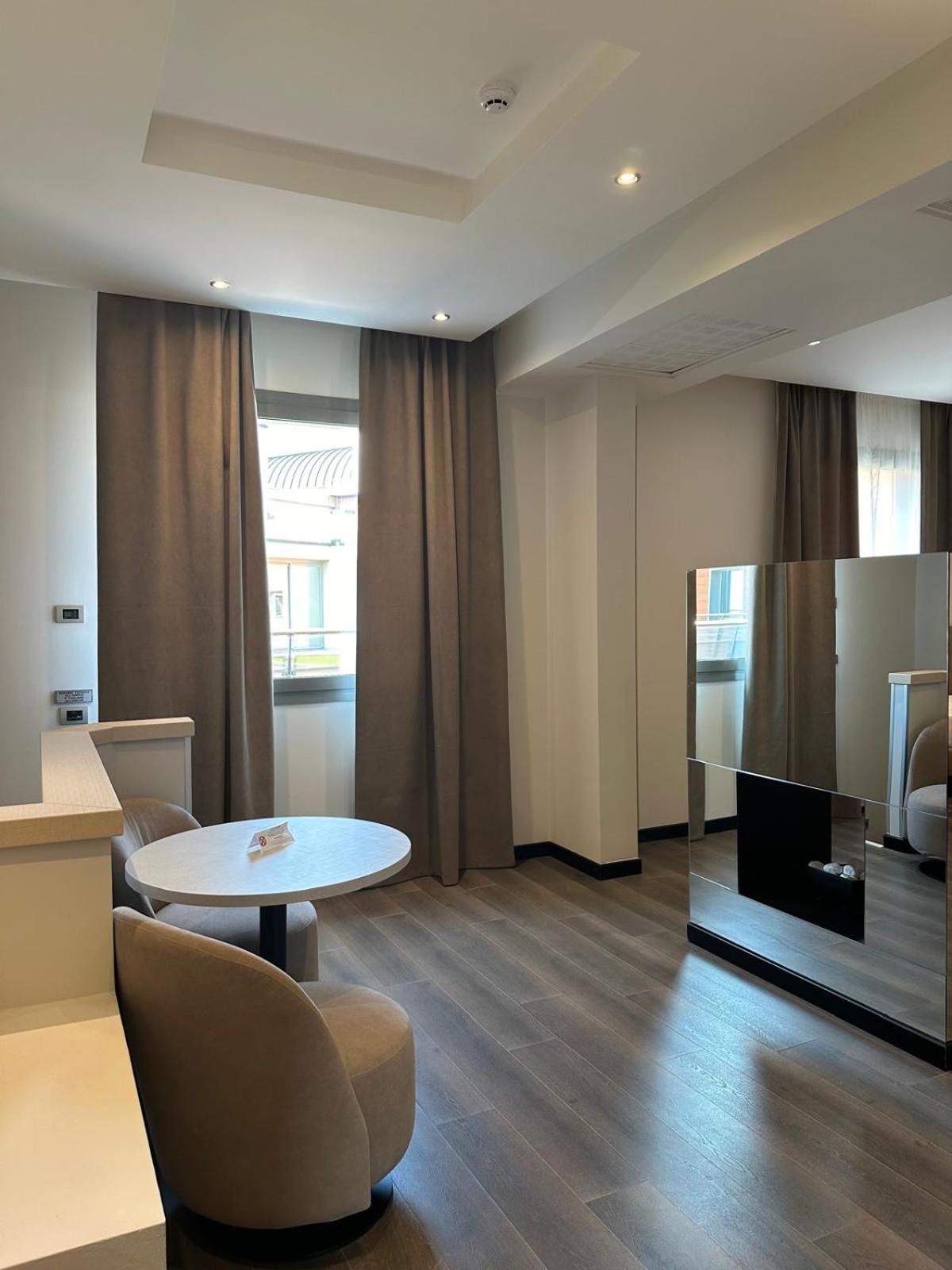 Quadruple Room with Covered Private Parking photo 2