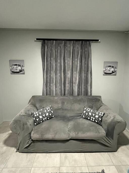 One-Bedroom Apartment photo 3