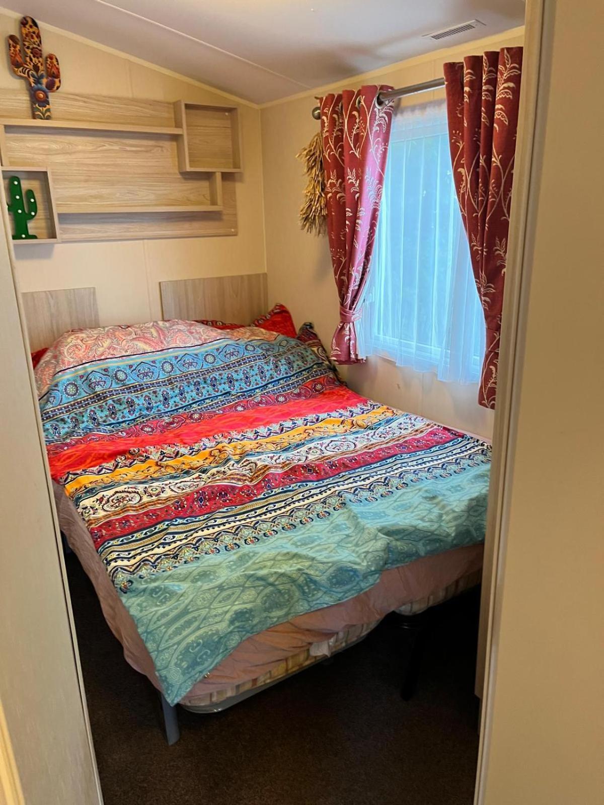 Mobile Home photo 3