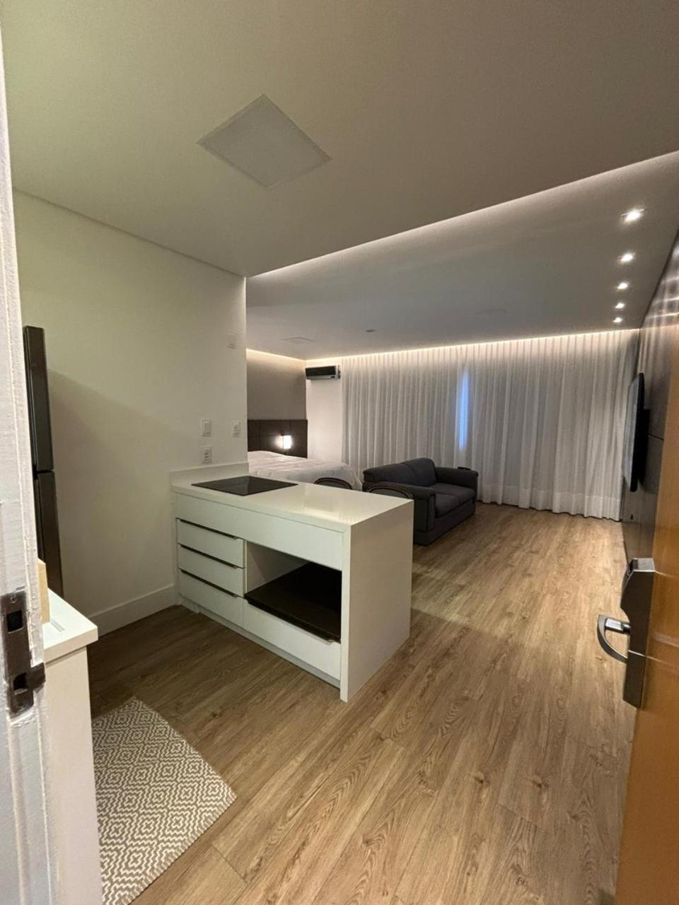 Apartment with City View