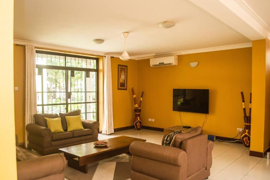 Twin Room With Private Bathroom