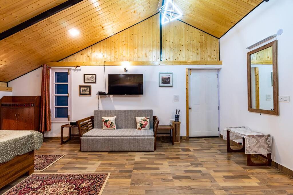One-Bedroom House photo 1