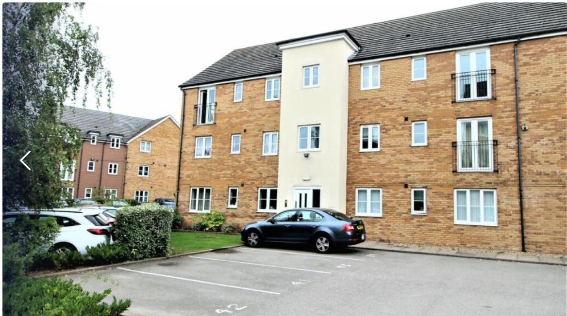 Two-Bedroom Apartment with Balcony photo 3