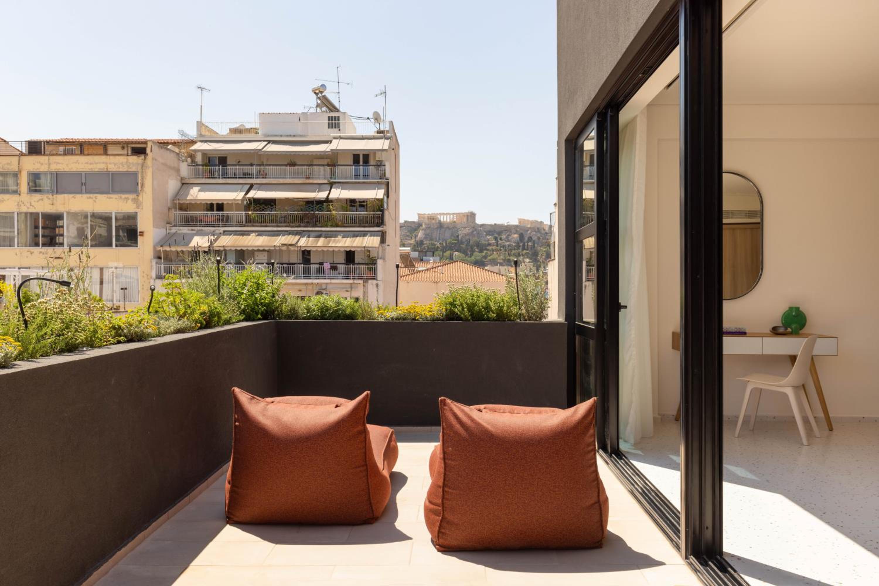 Penthouse with Terrace & Acropolis View photo 3