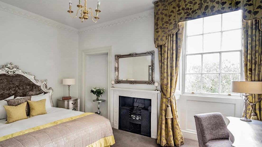 Mansion House Feature Room photo 2