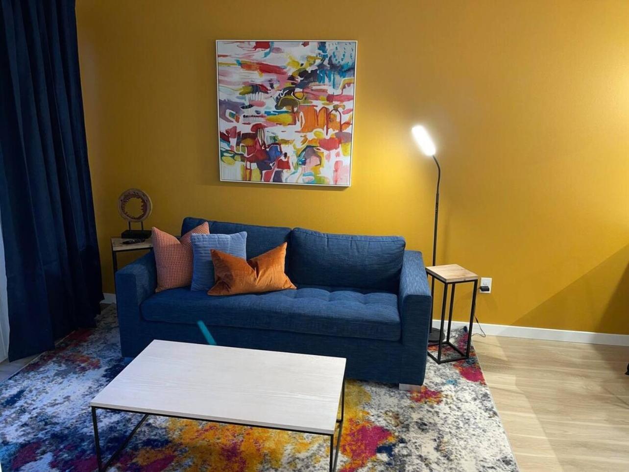 One-Bedroom Apartment photo 2