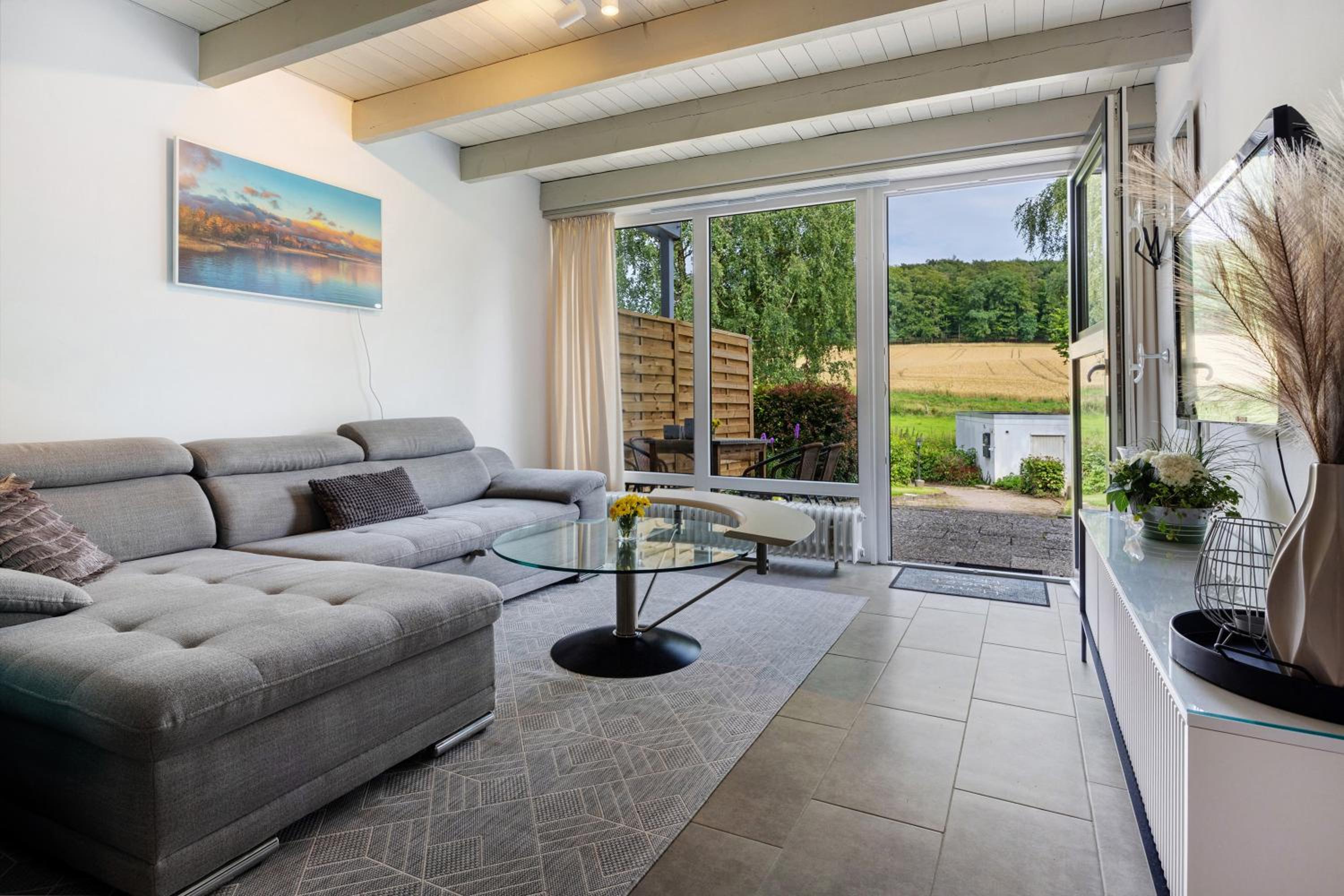 Two-Bedroom Deluxe Apartment with Garden View