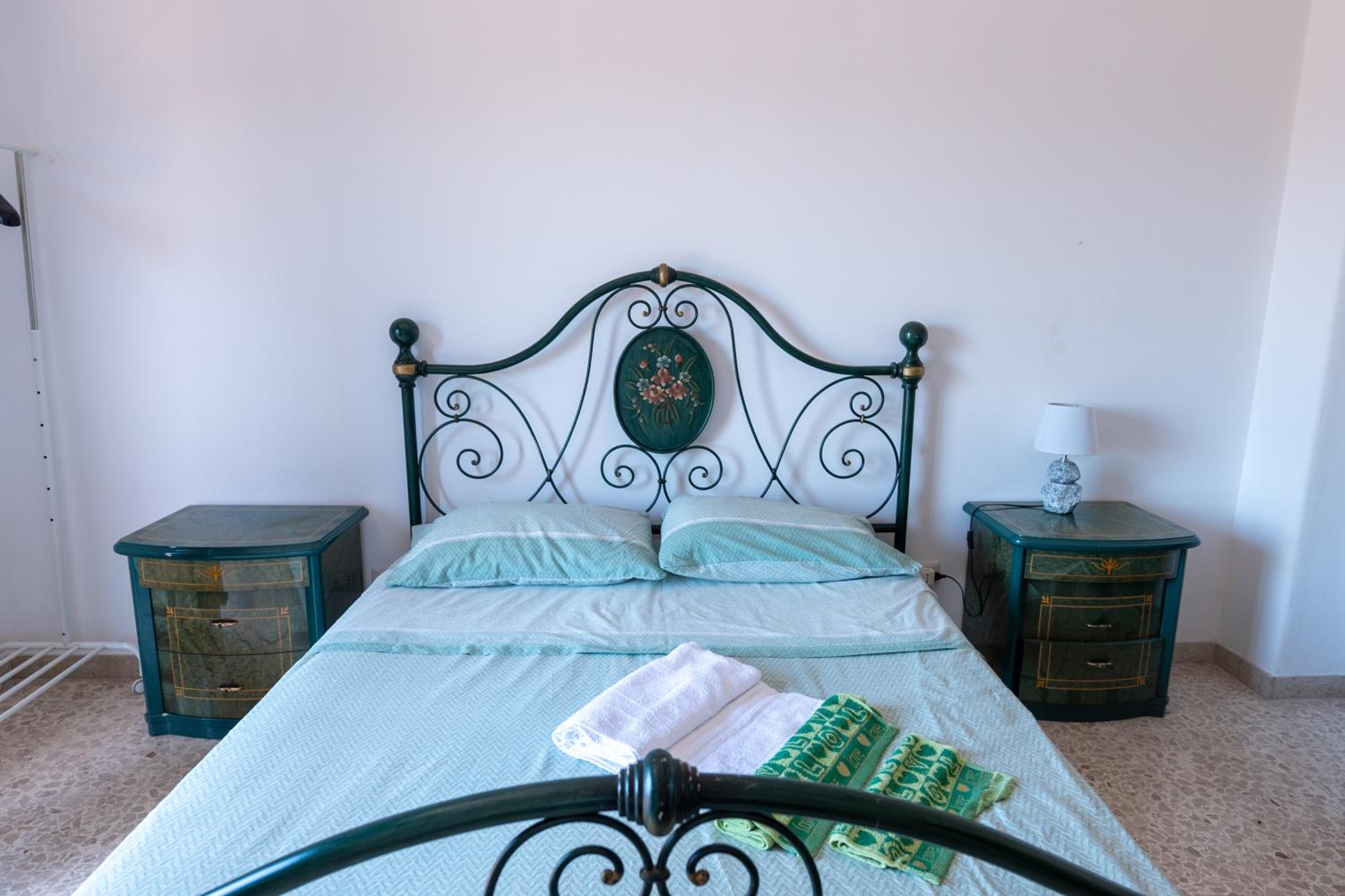 Deluxe Double Room with Extra Bed