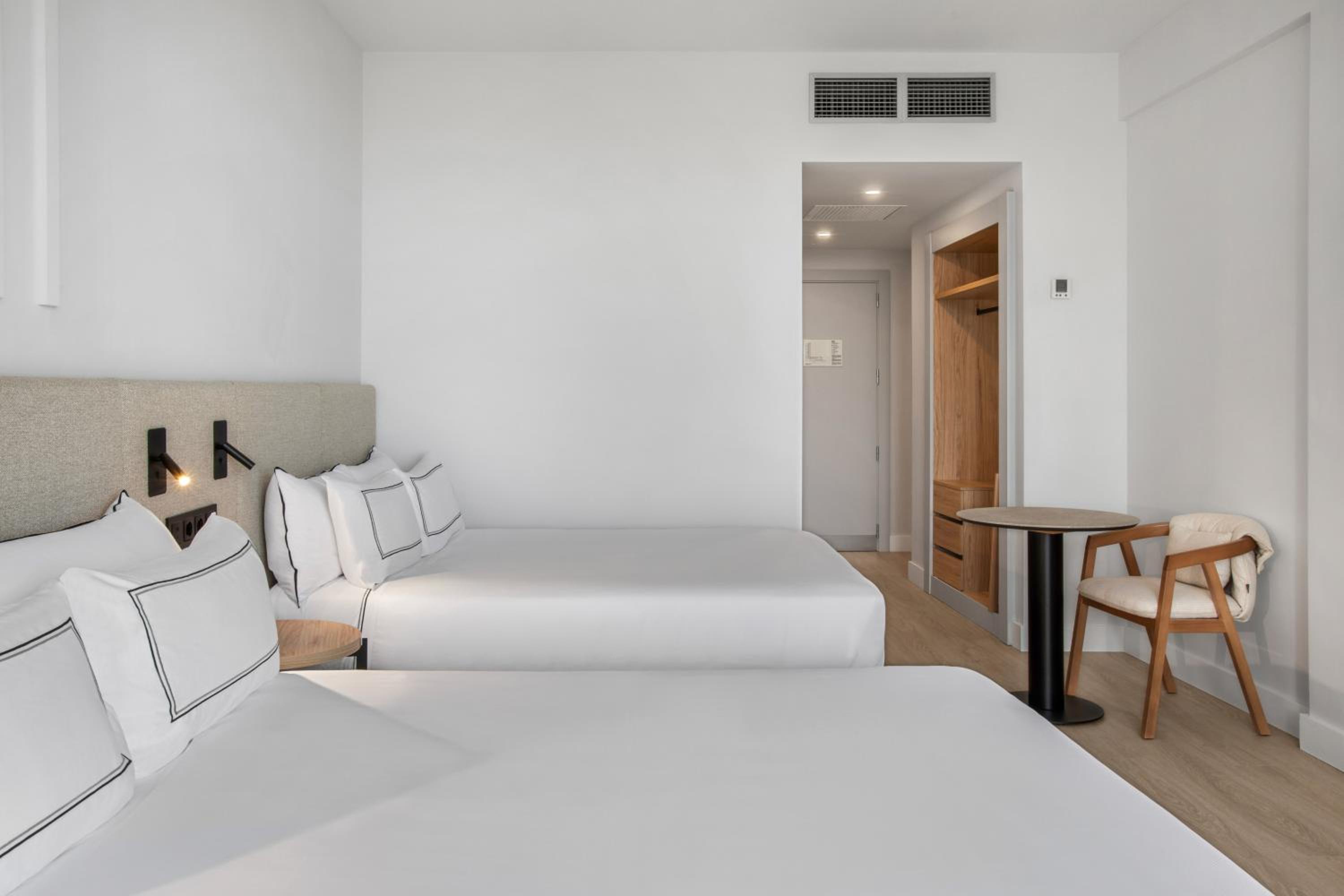 Grand Premium Room (2 Adults + 2 Children) - Photo 5