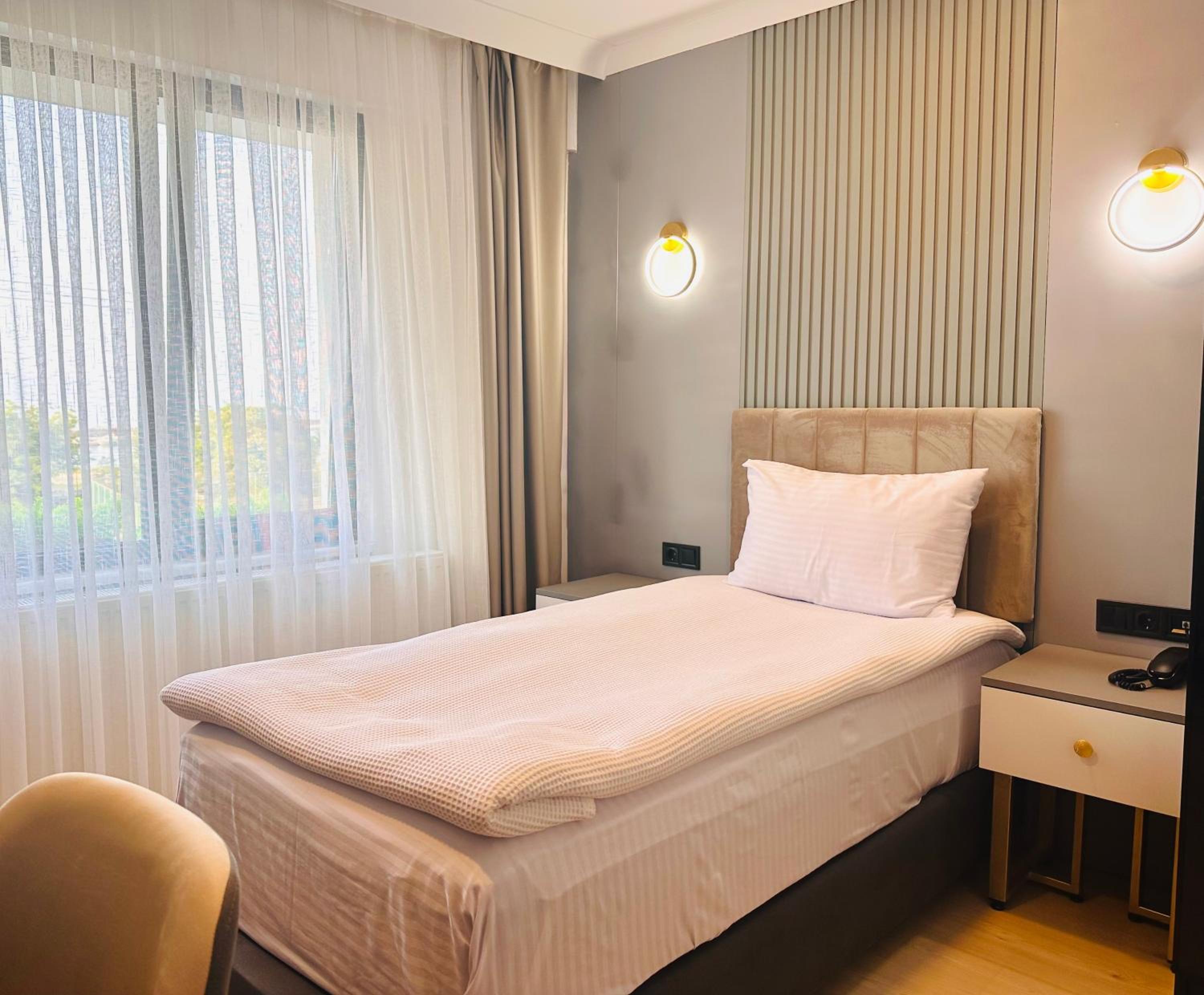 Single Room photo 2