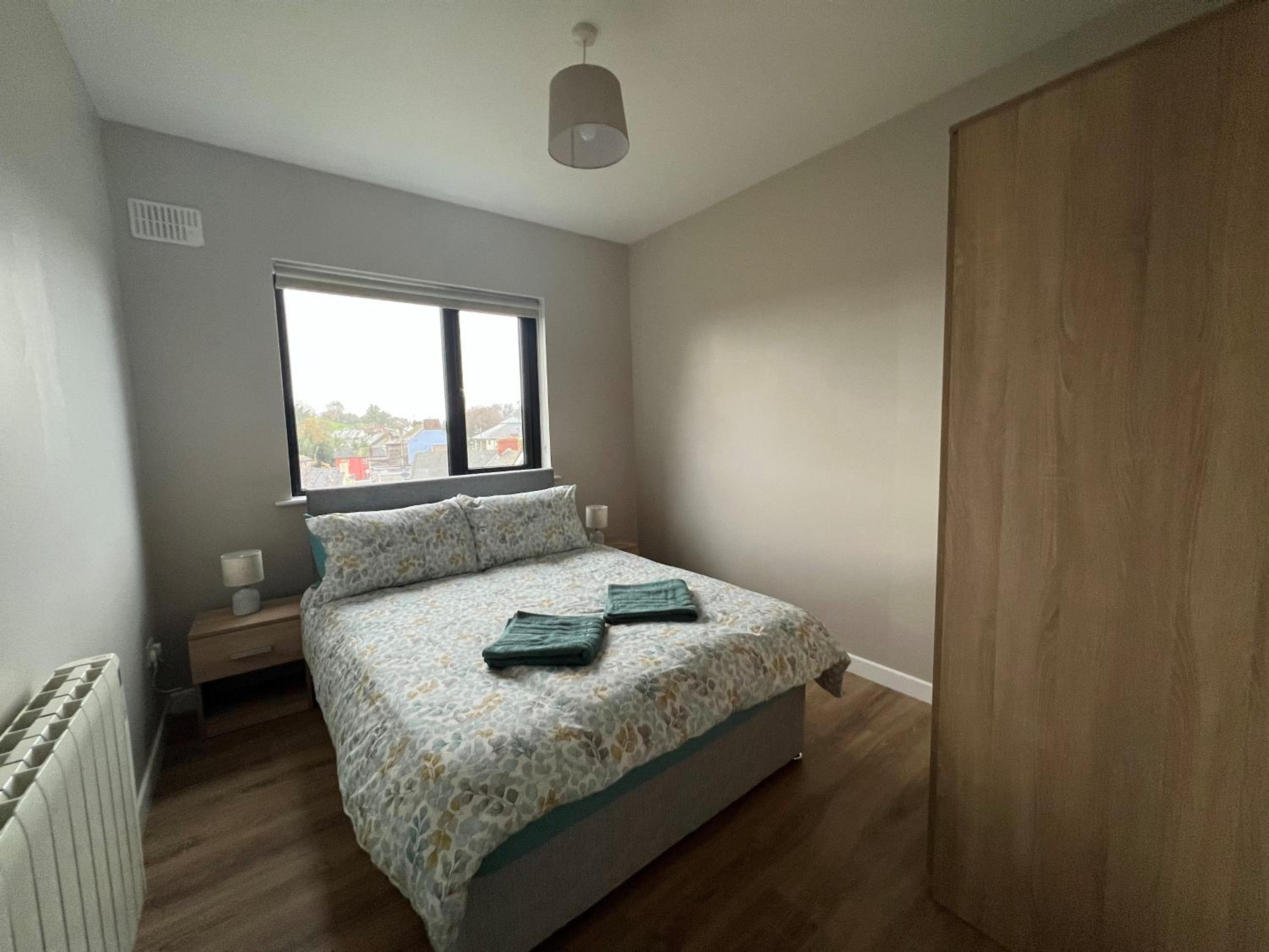 Two-Bedroom Apartment - Photo 4