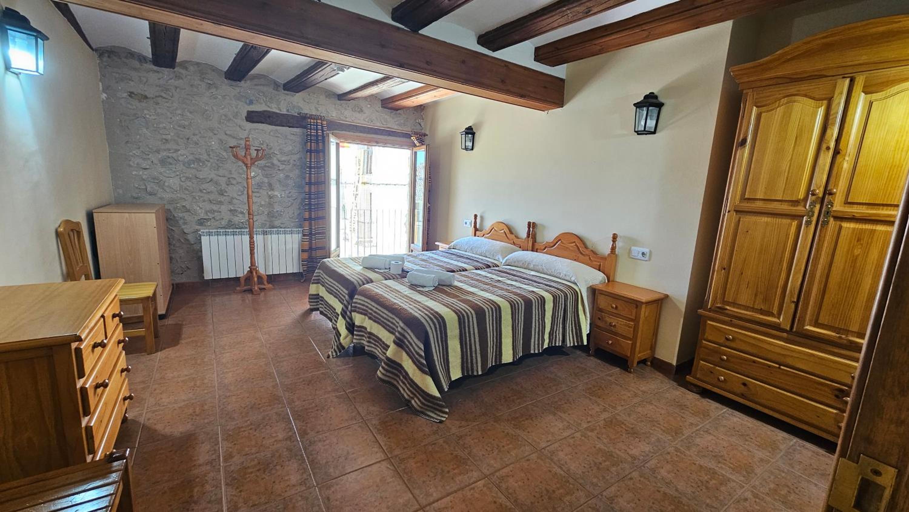 Habitación Doble con Baño Privado
