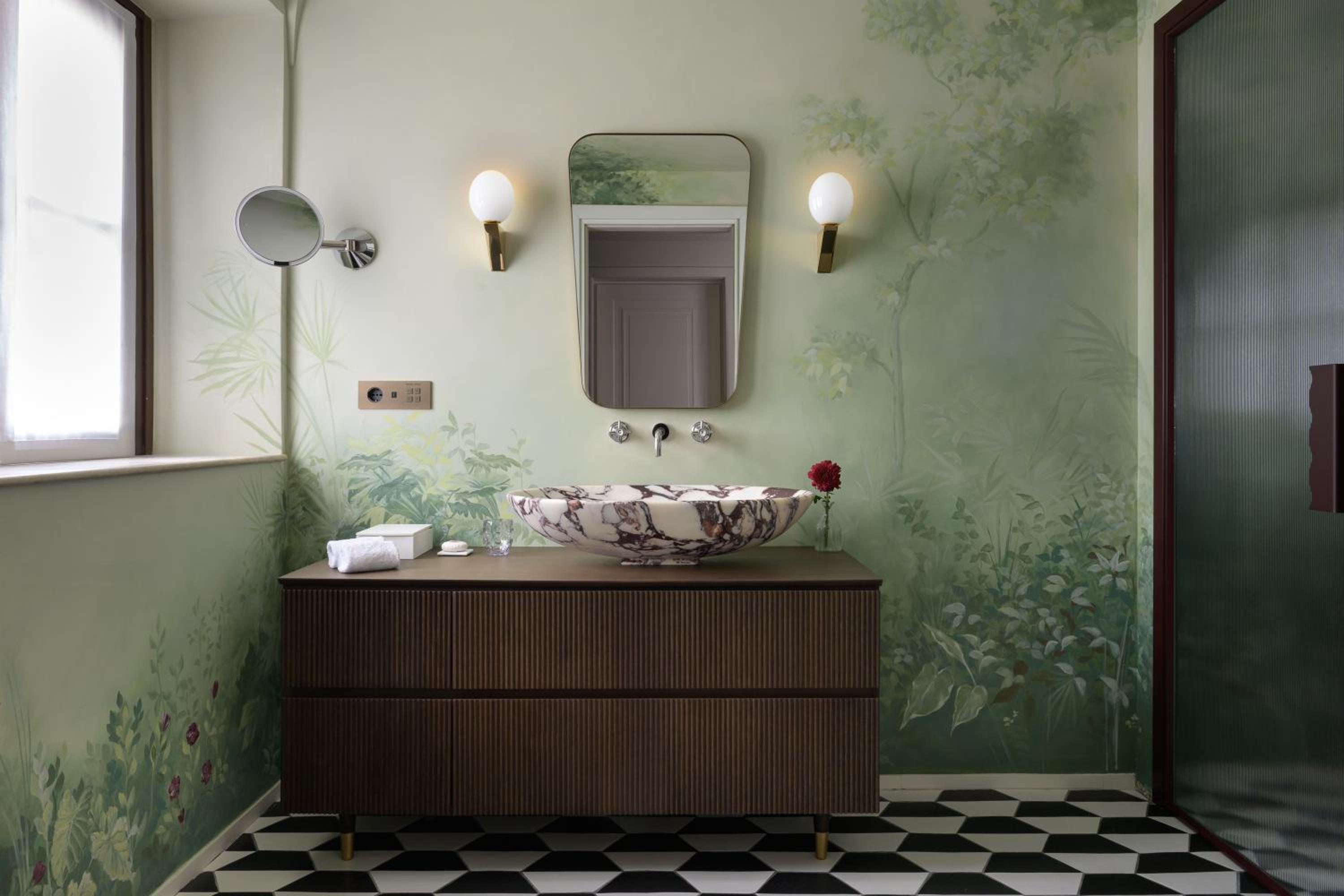 Deluxe Junior Suite thumbnail 6
