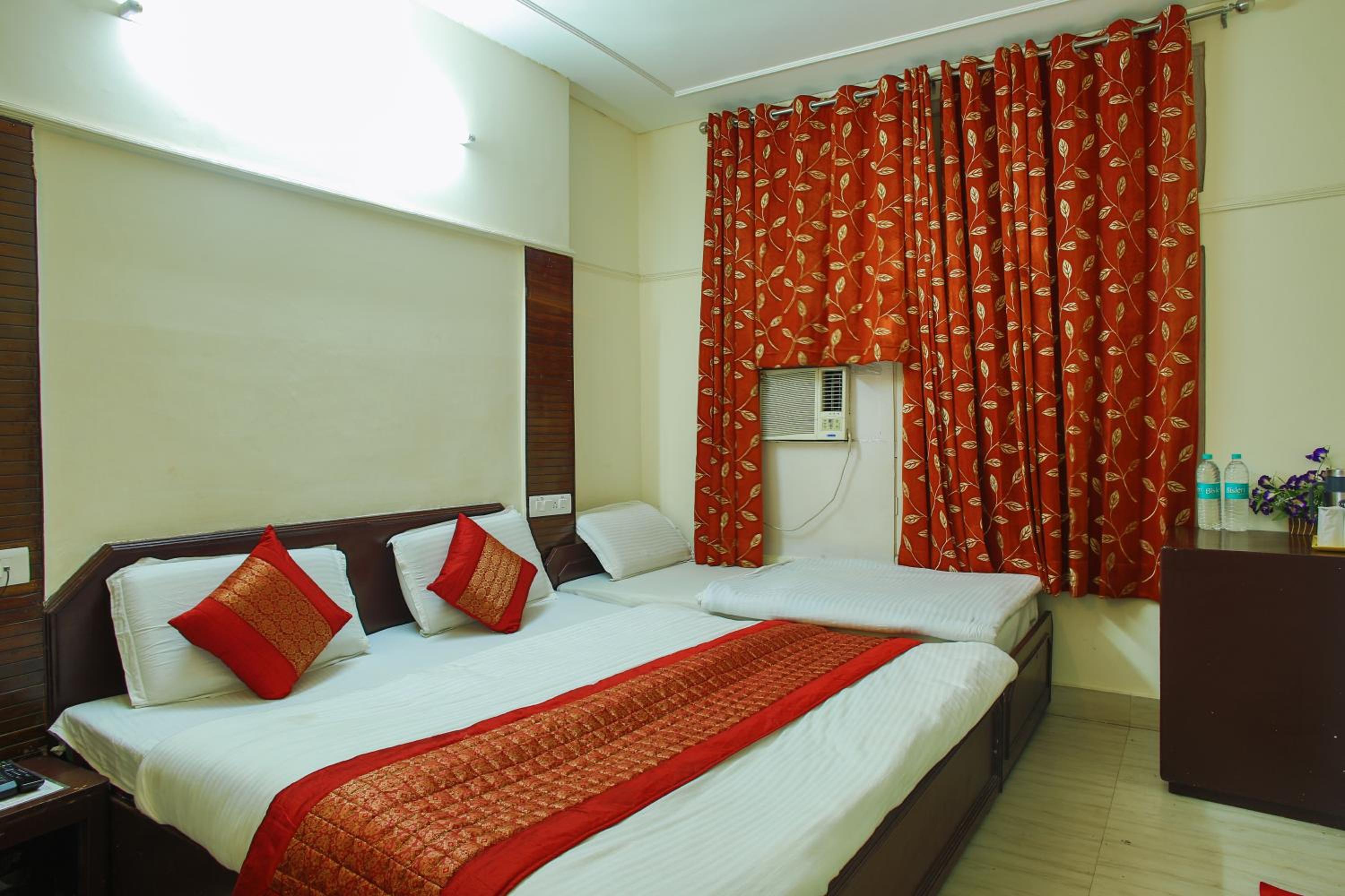 Deluxe Triple Room - Photo 1