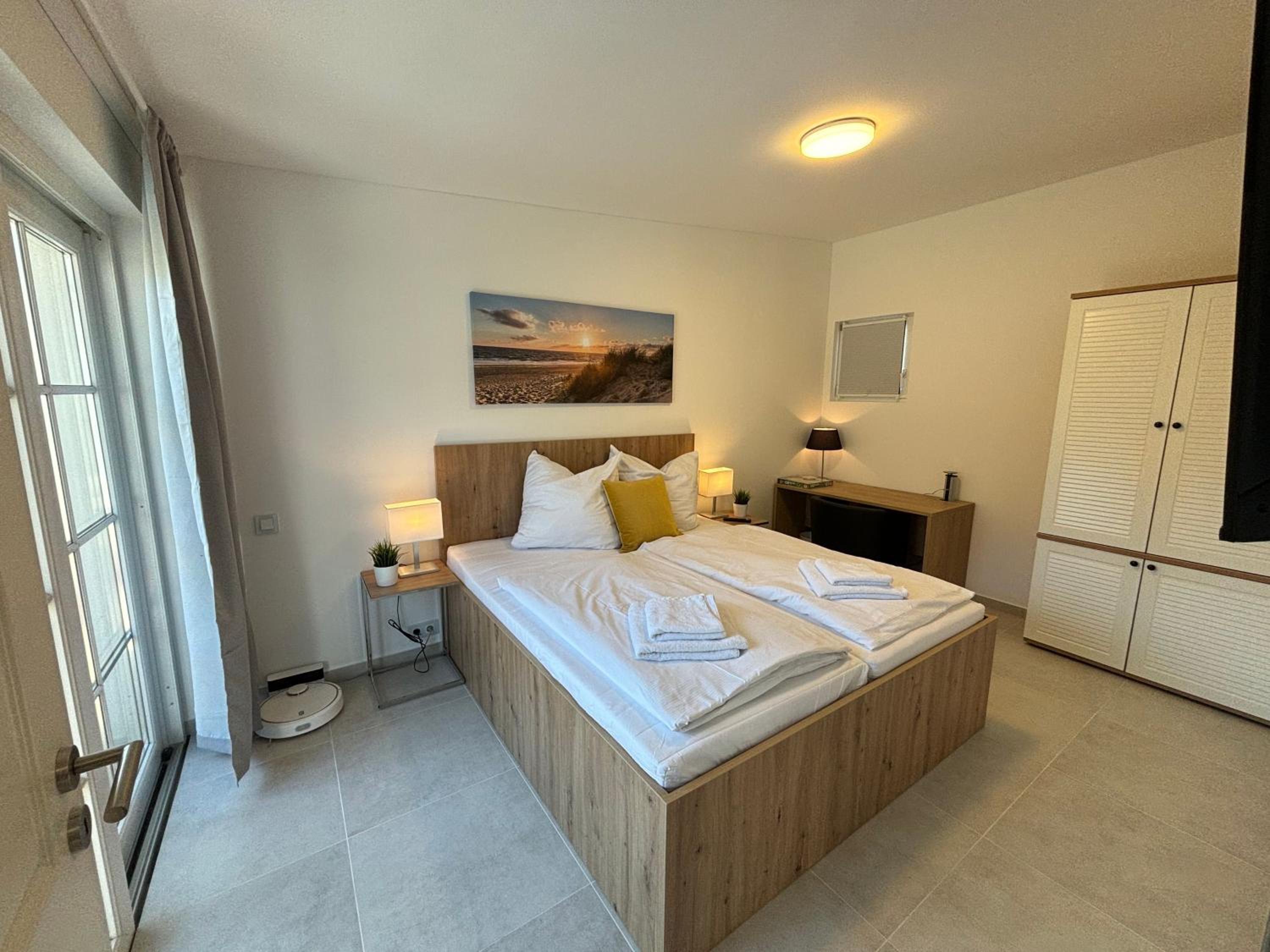 One-Bedroom Apartment with Terrace photo 2