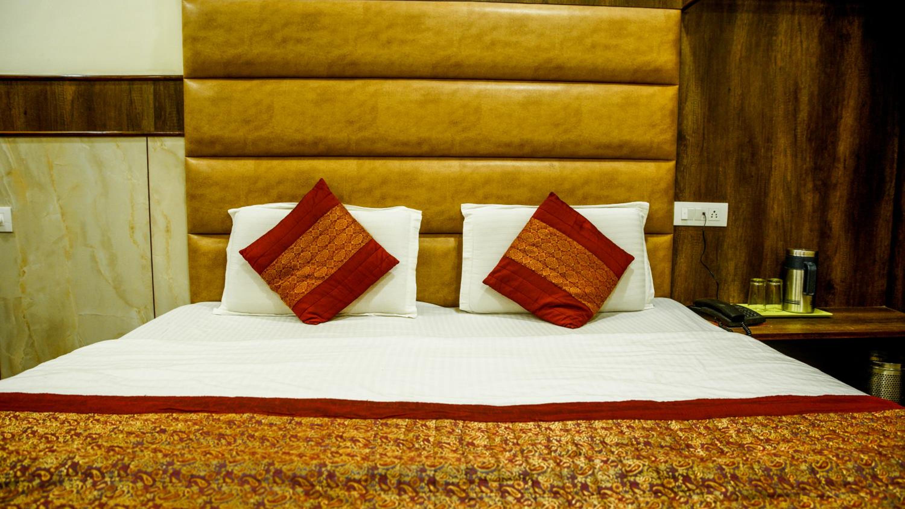 Deluxe Double Room - Photo 3