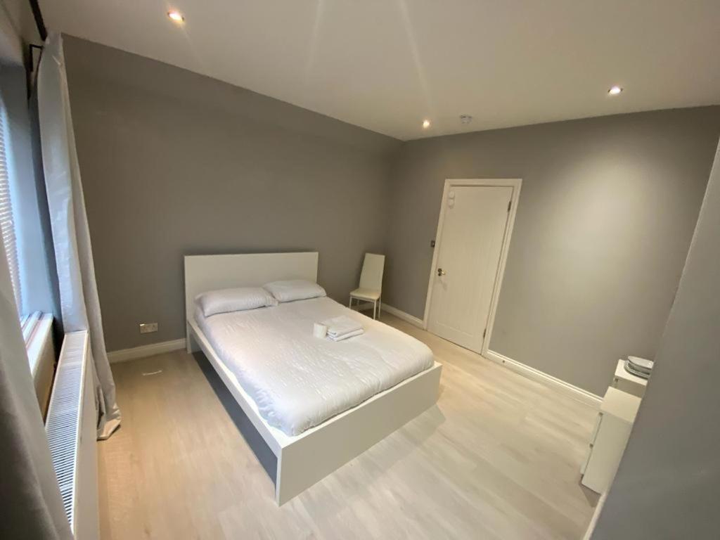 Double Room With Extra Bed photo 1