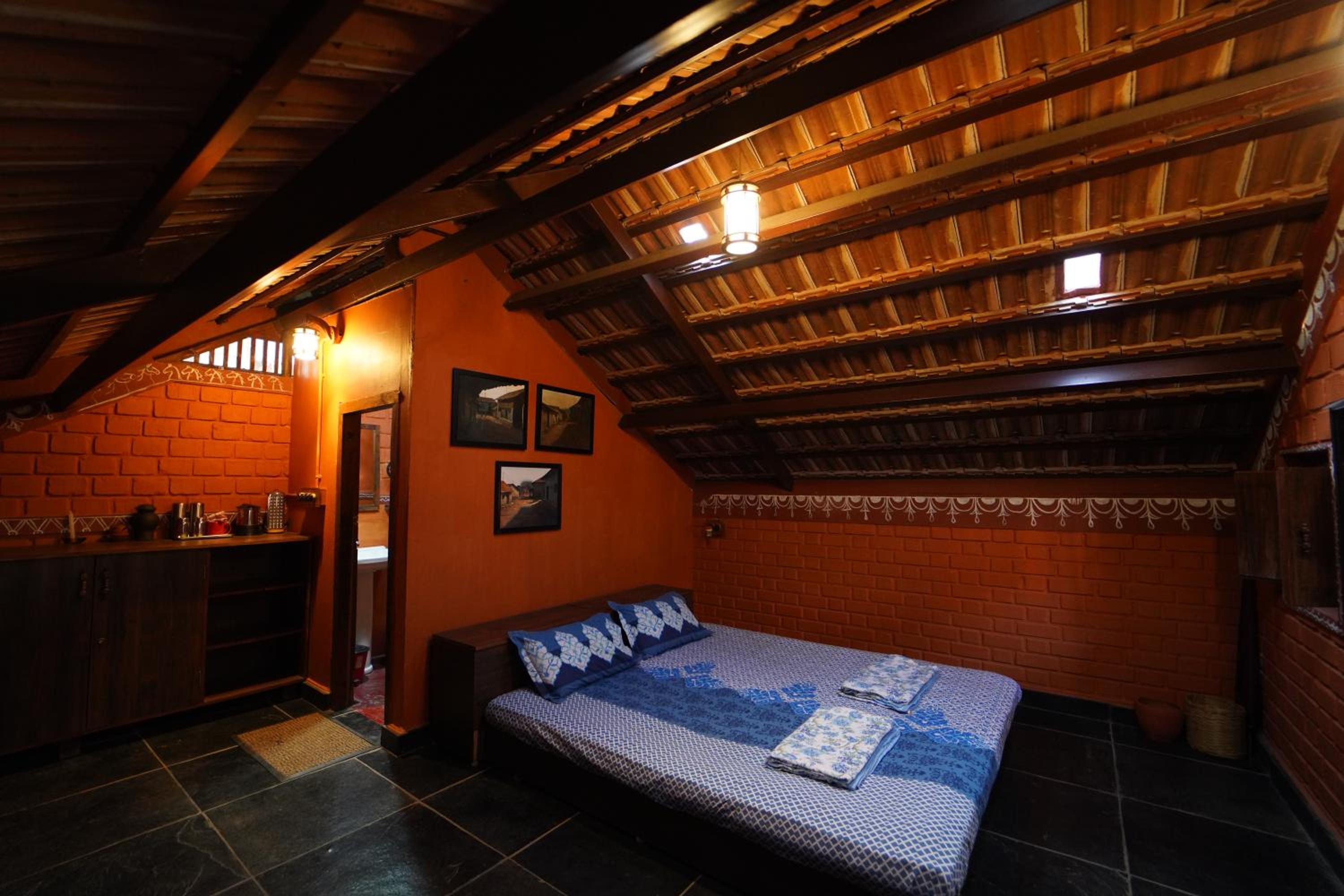 Earthly Cottage