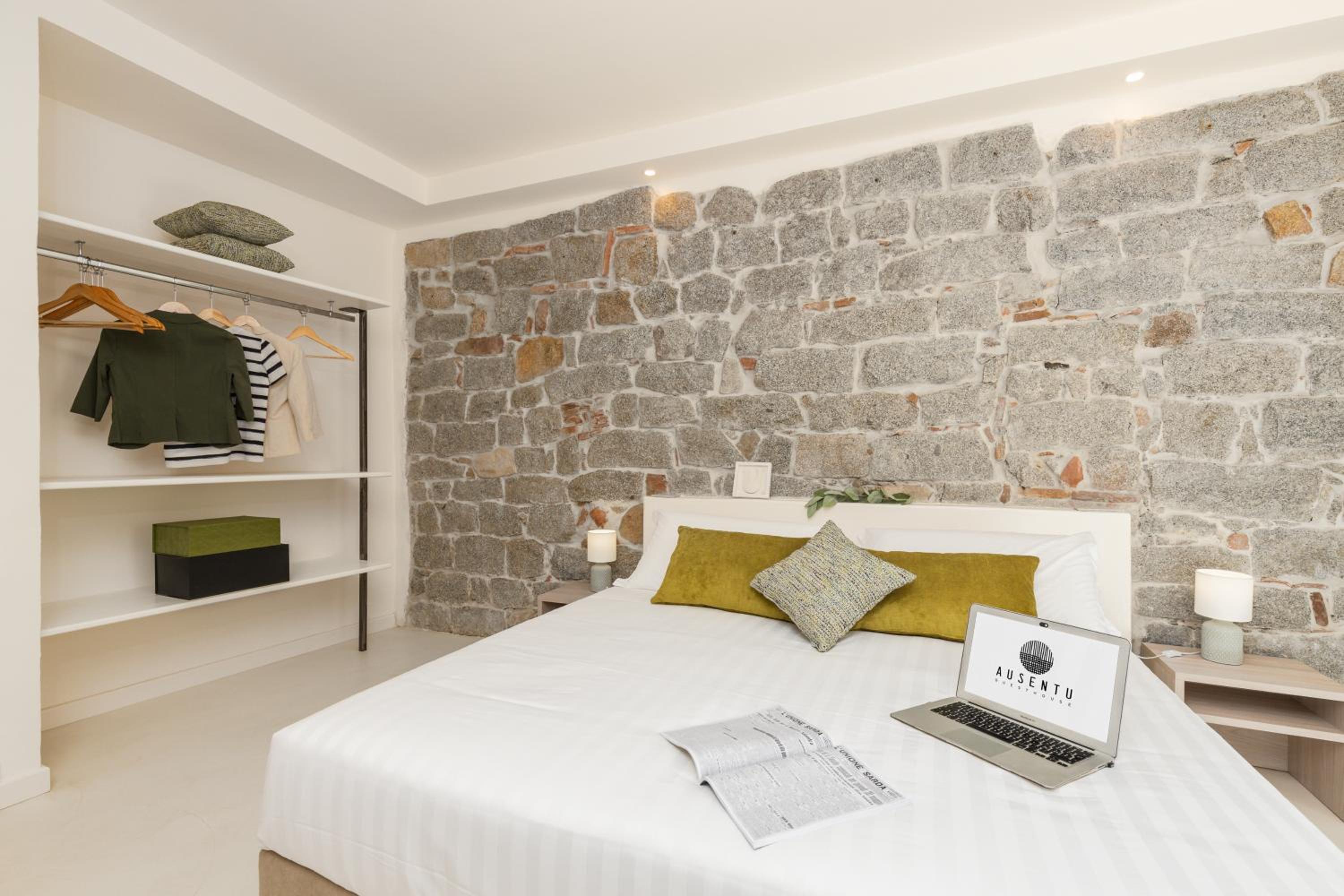 Deluxe Triple Room photo 2
