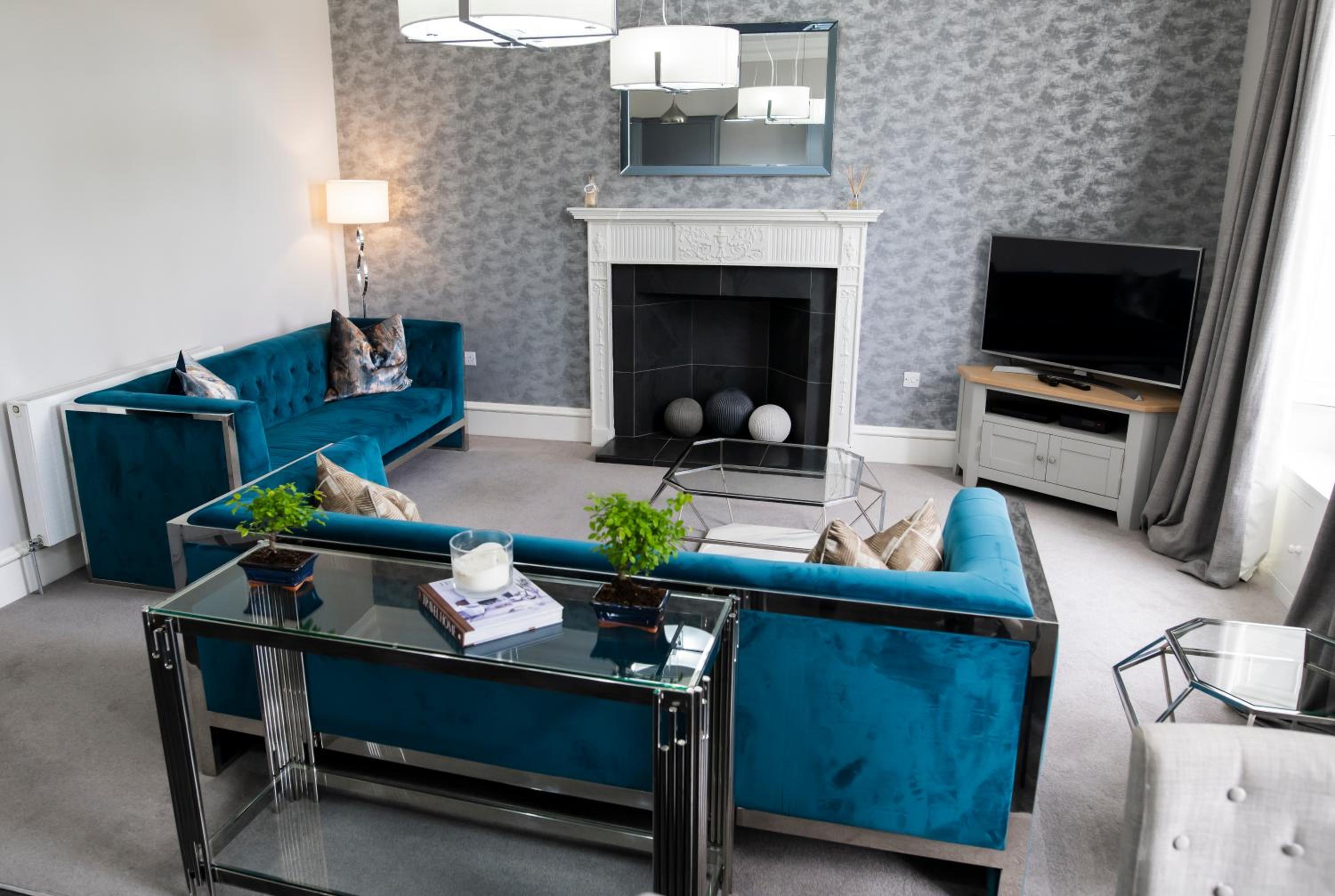 Two-Bedroom Apartment - Isla