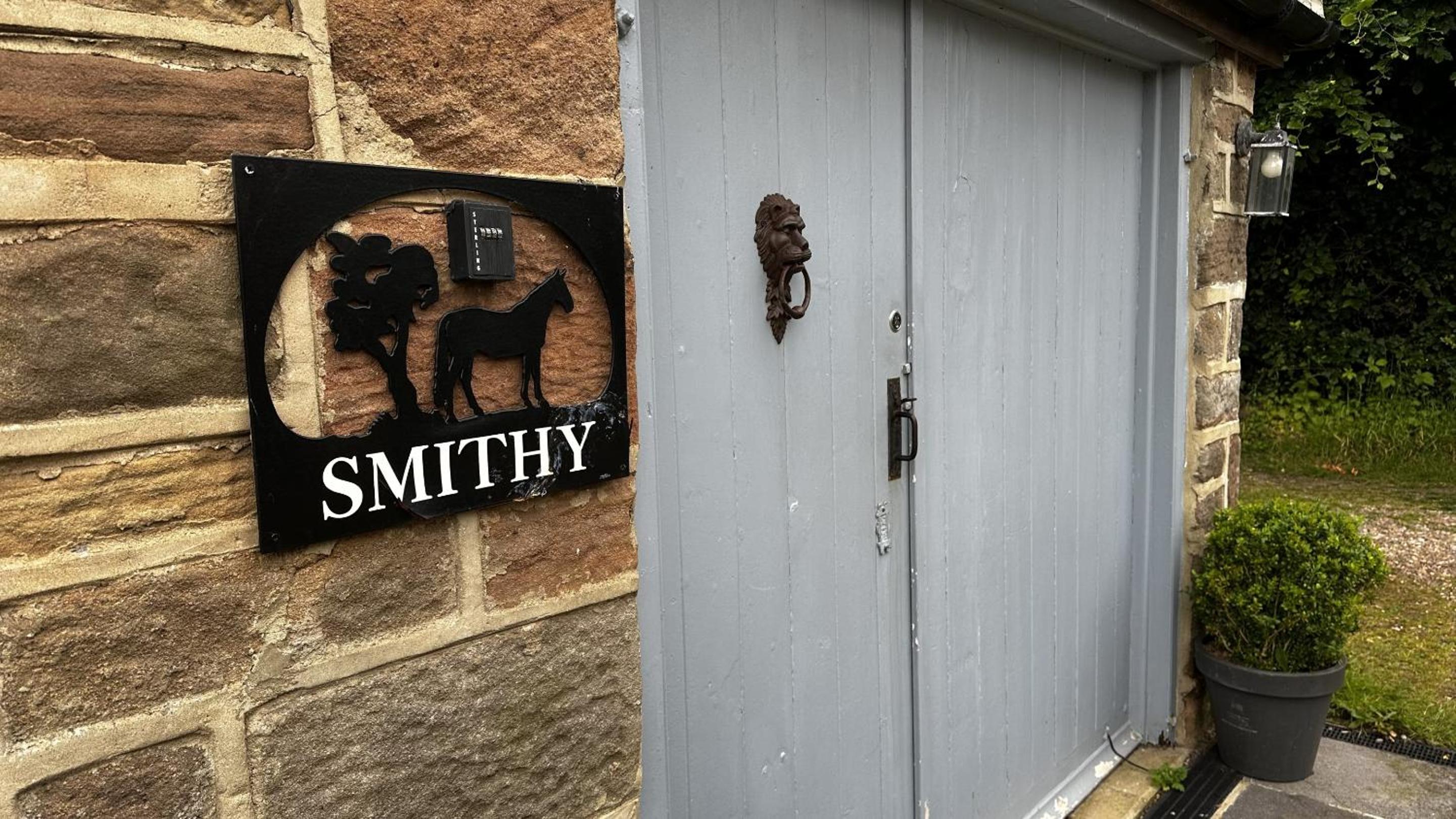 Cottage with Garden View photo 2