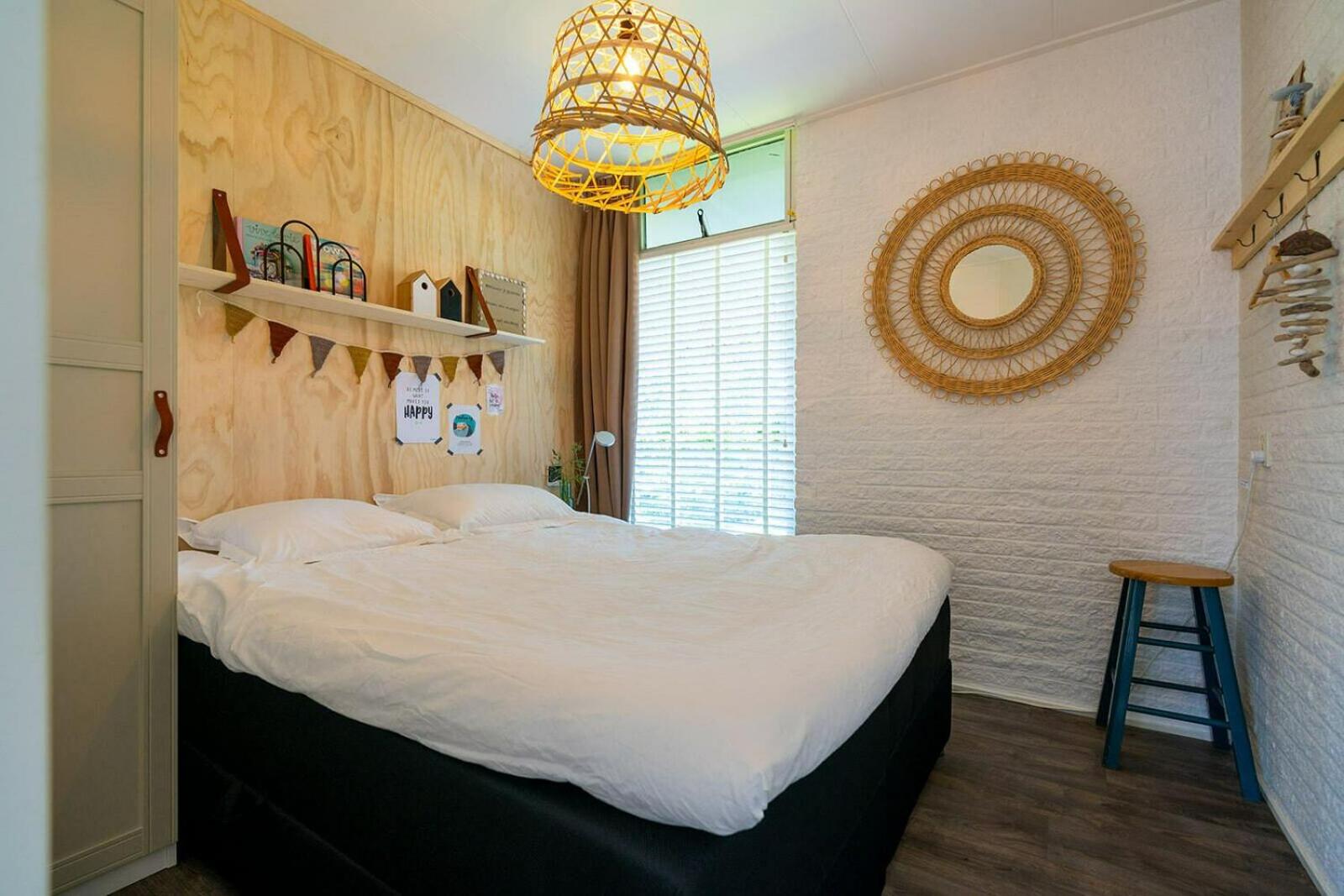 Three-Bedroom House photo 2