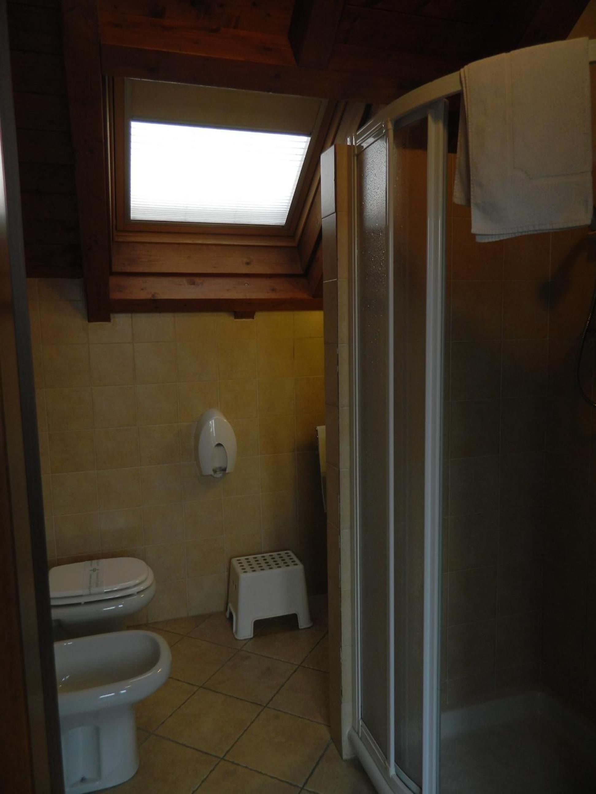 Triple Room - Attic photo 3