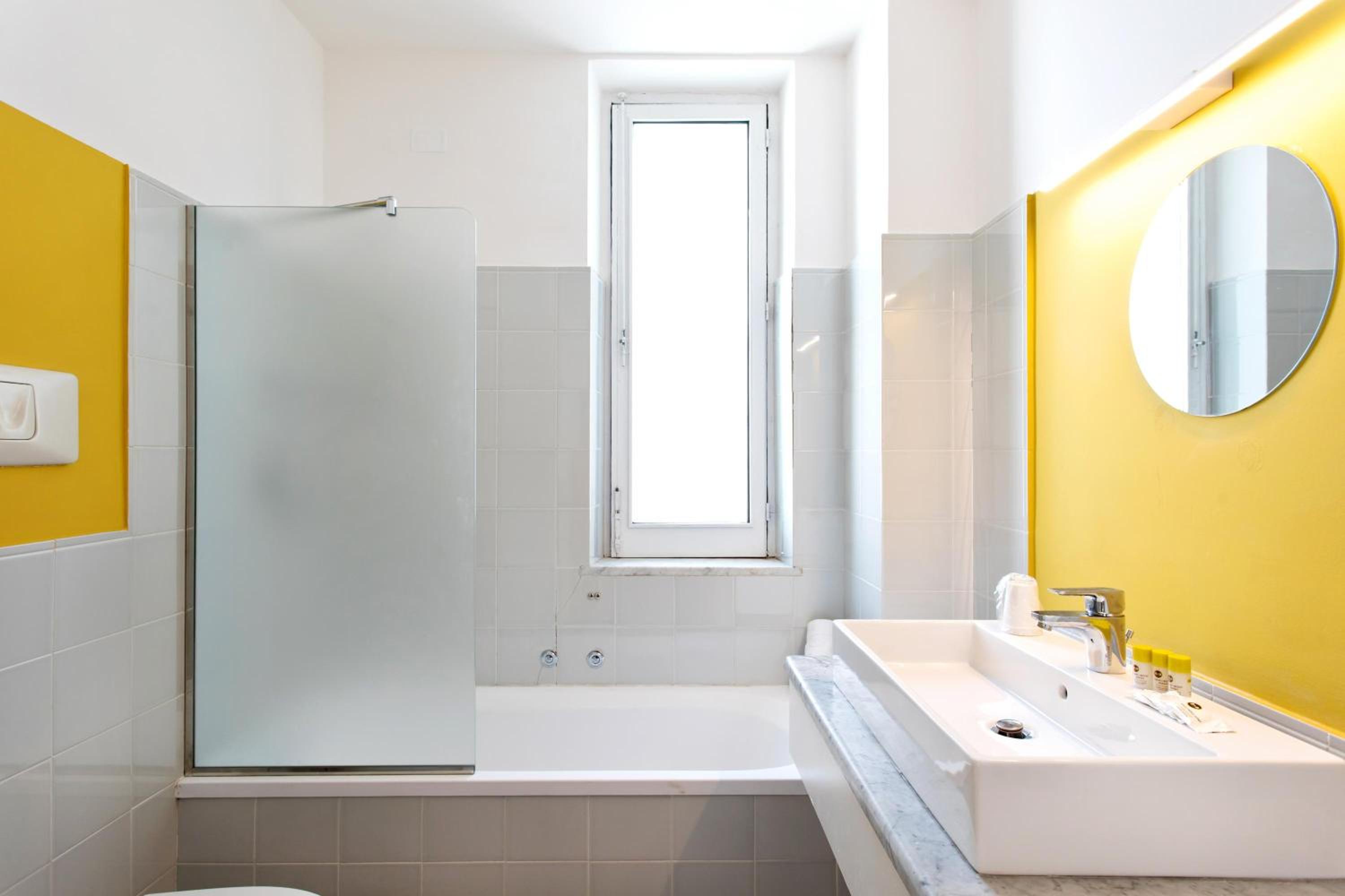 Triple Room - Photo 6