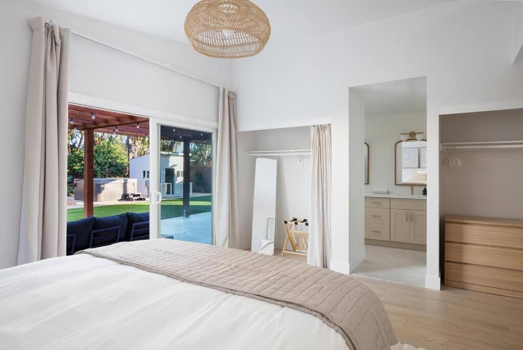 Four-Bedroom House photo 1
