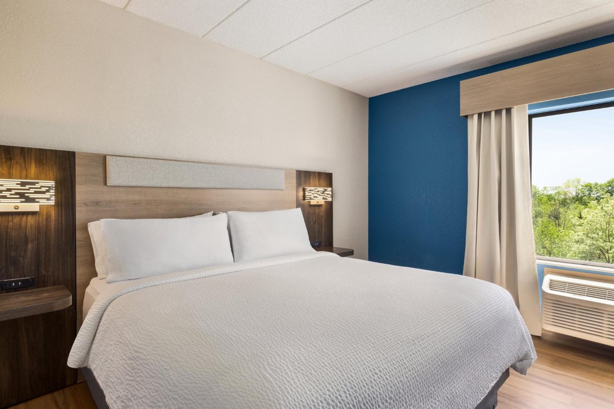 Standard King Room - Photo 1