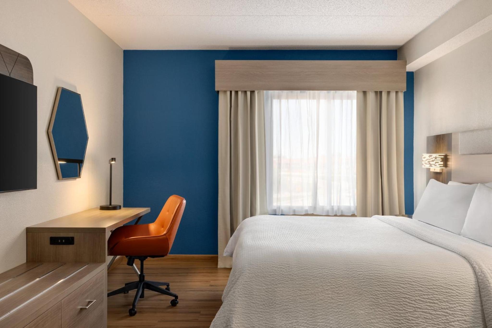 Standard King Room - Photo 3