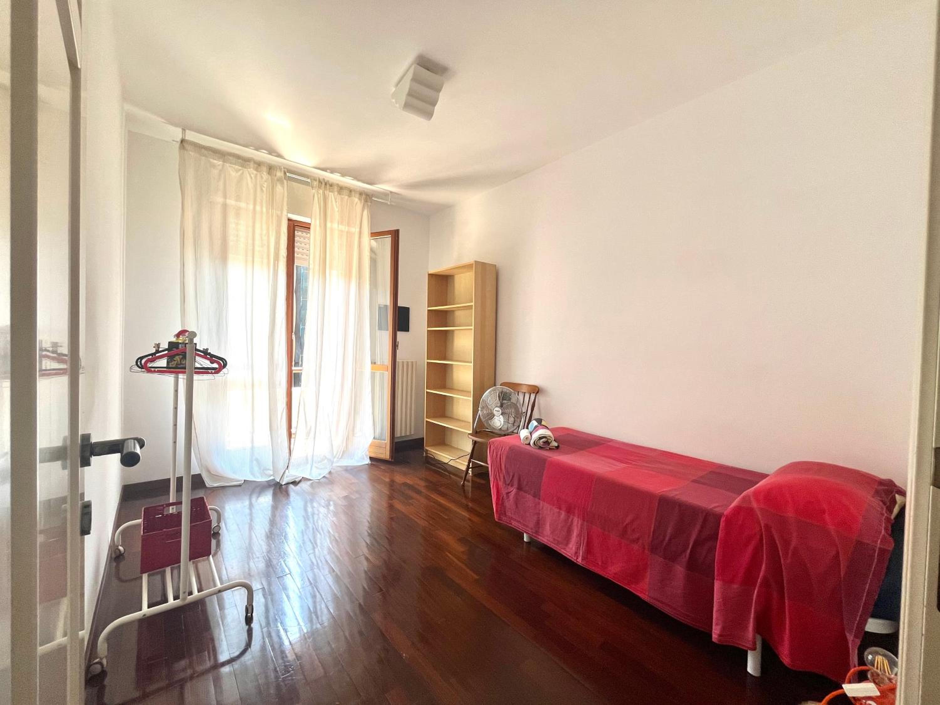 Single Room With Balcony