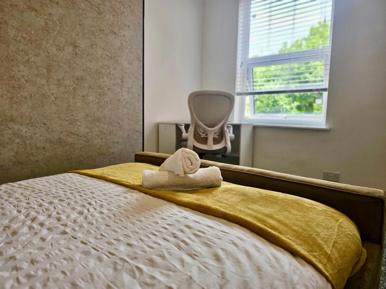 Two-Bedroom Apartment - Photo 8
