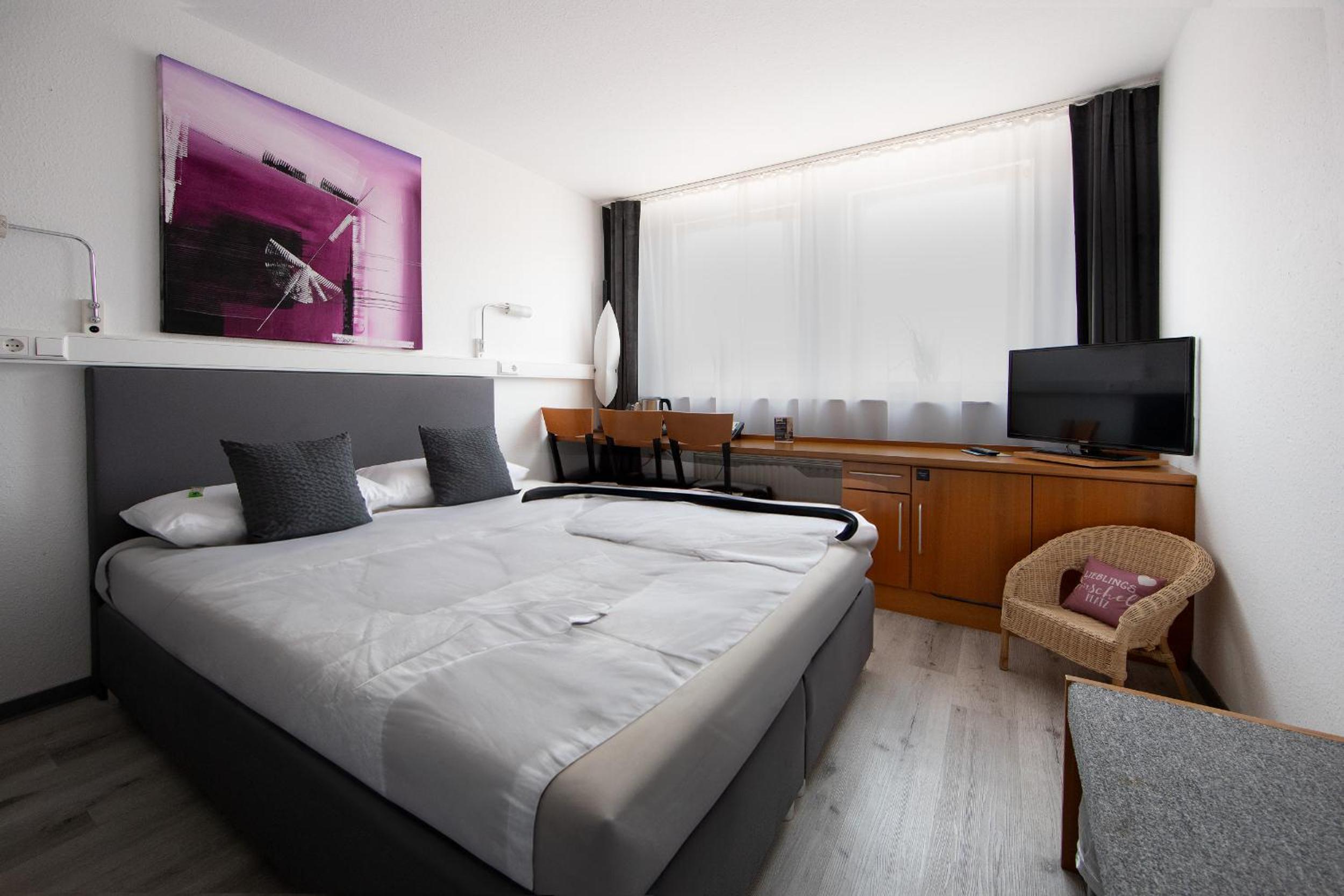 Double Room - Photo 13