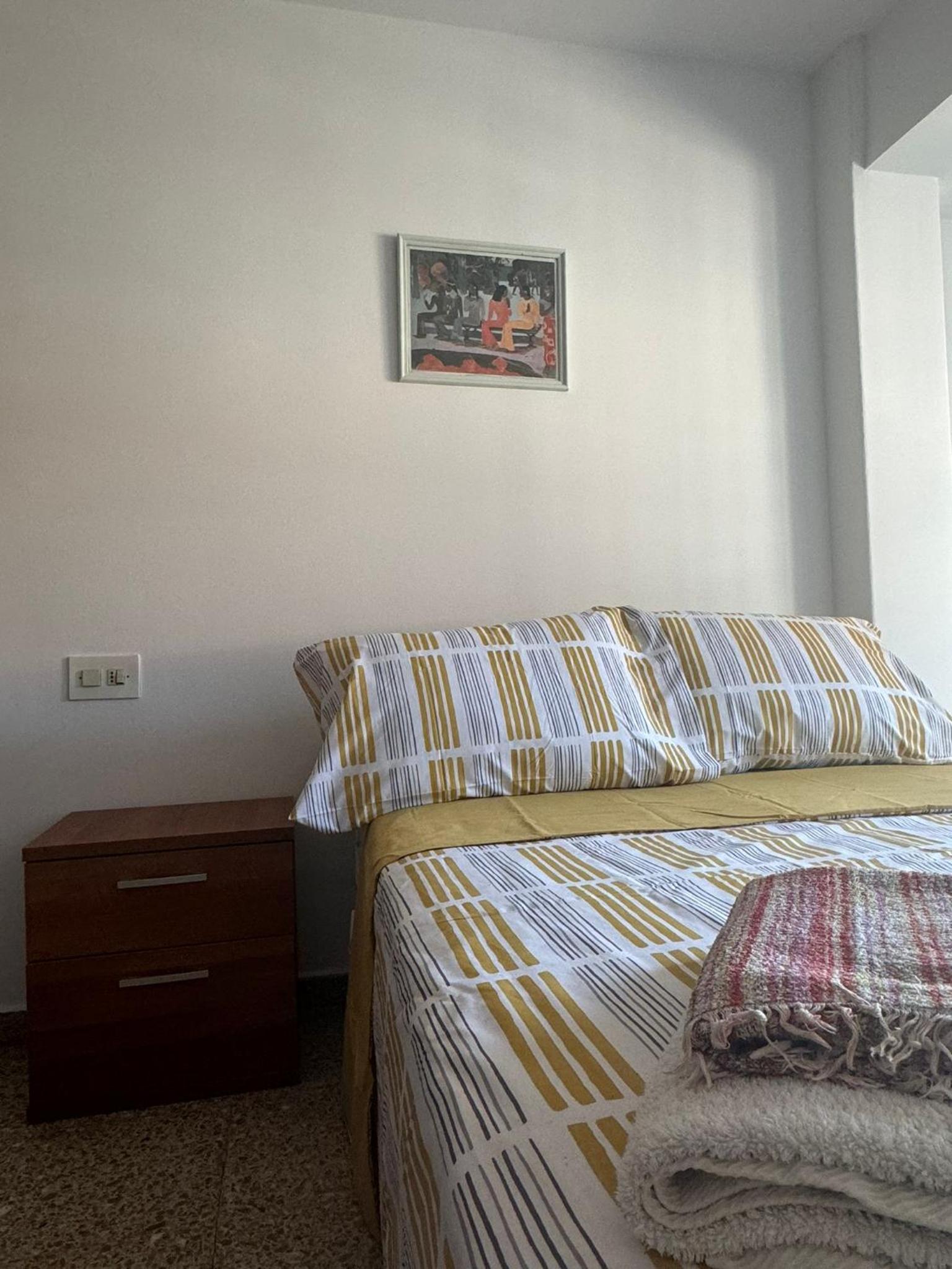 Apartamento de tres habitaciones con vista al mar