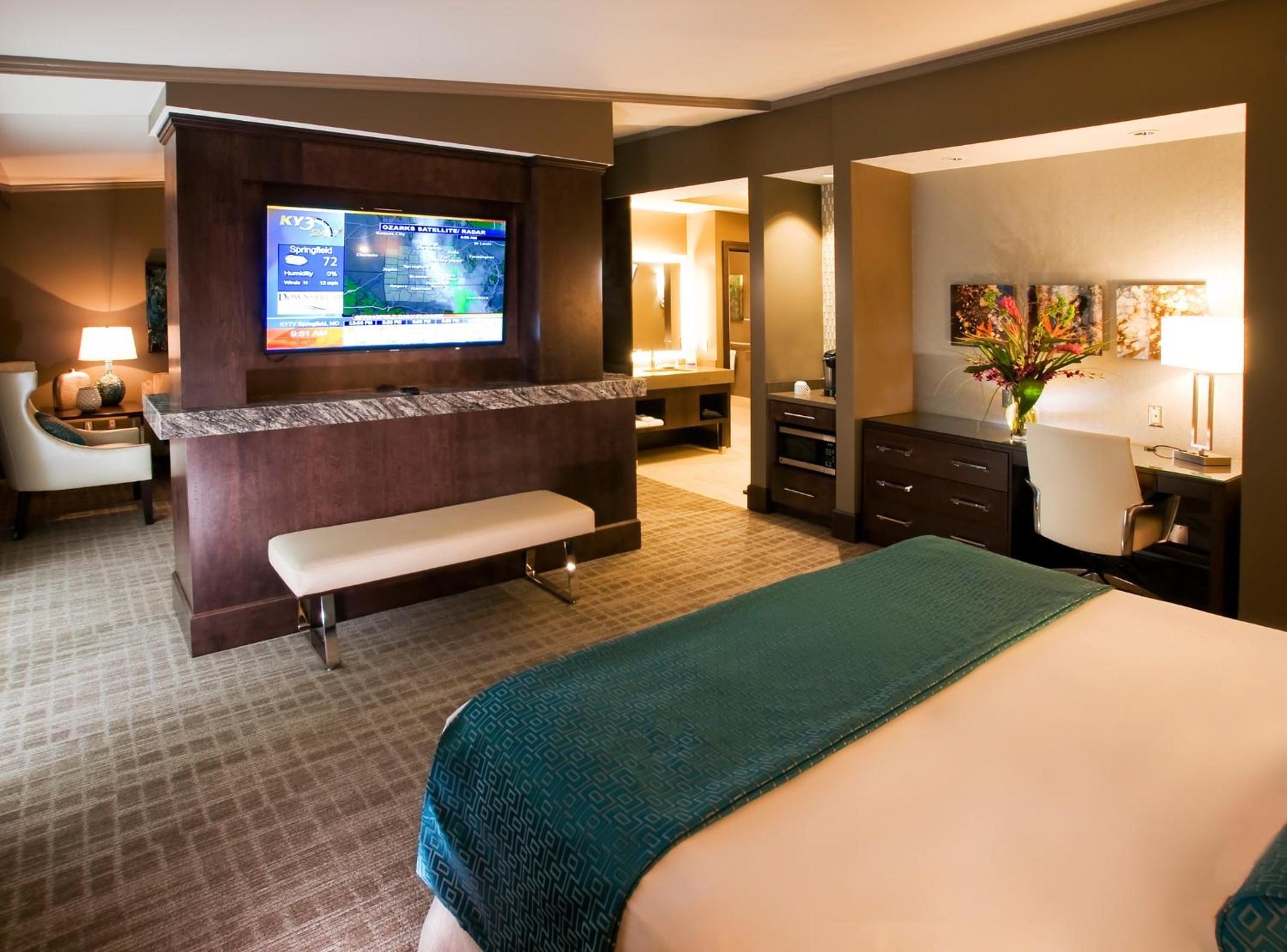 King Suite with Sofa - Non Smoking