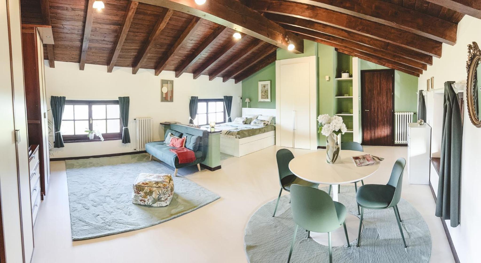 Quadruple Room with Lake View photo 1