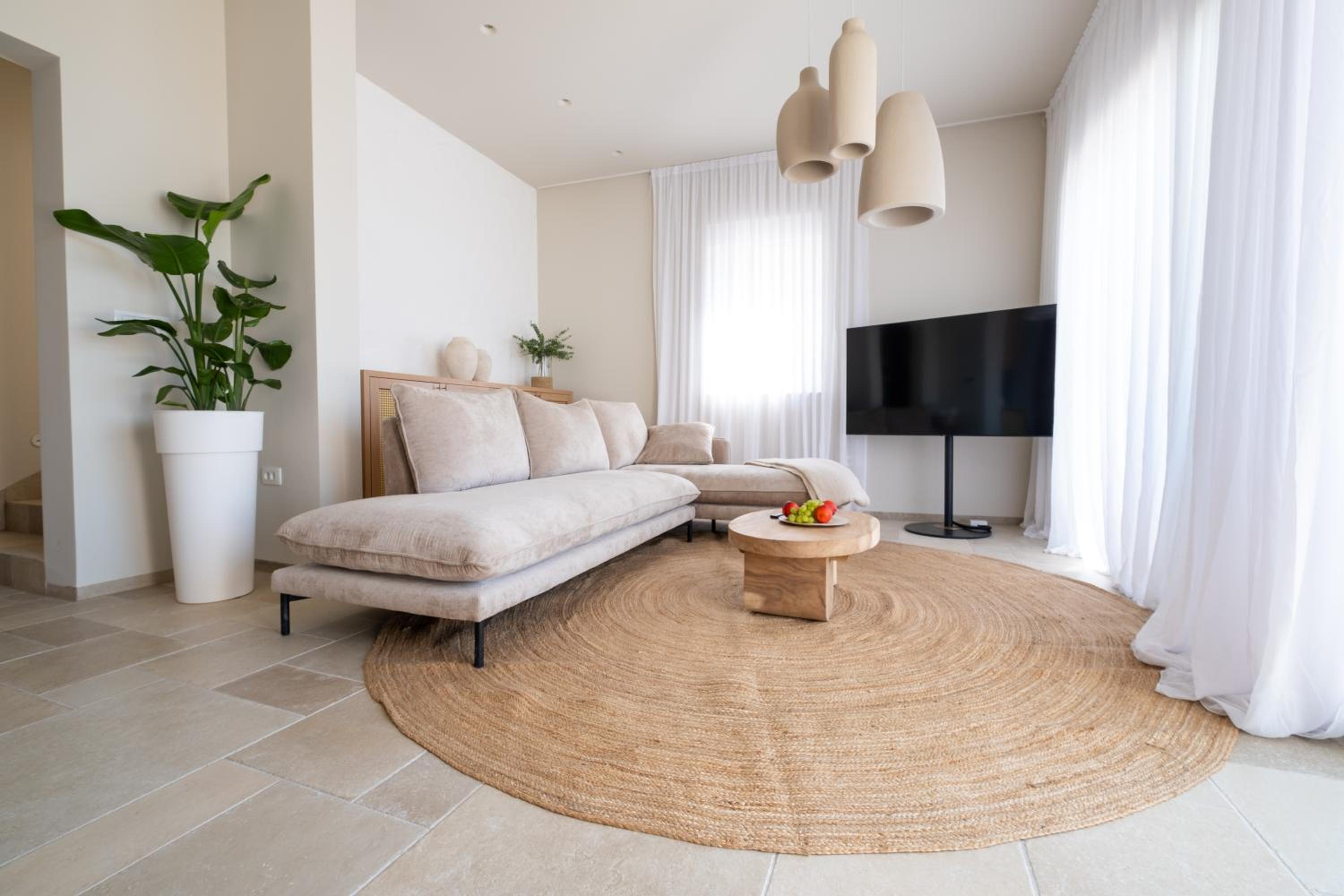 Villa photo 1