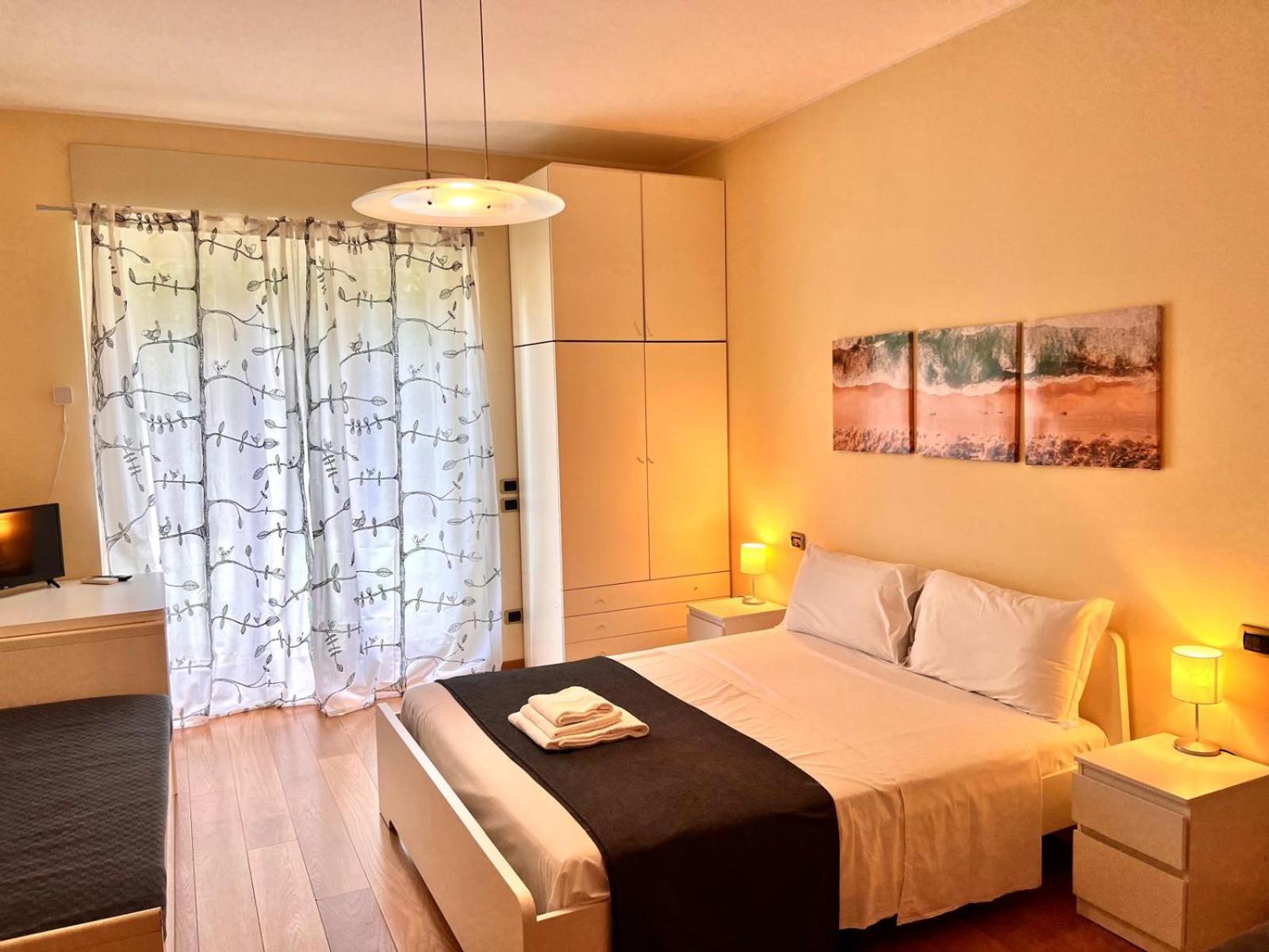 Quadruple Room with Private External Bathroom