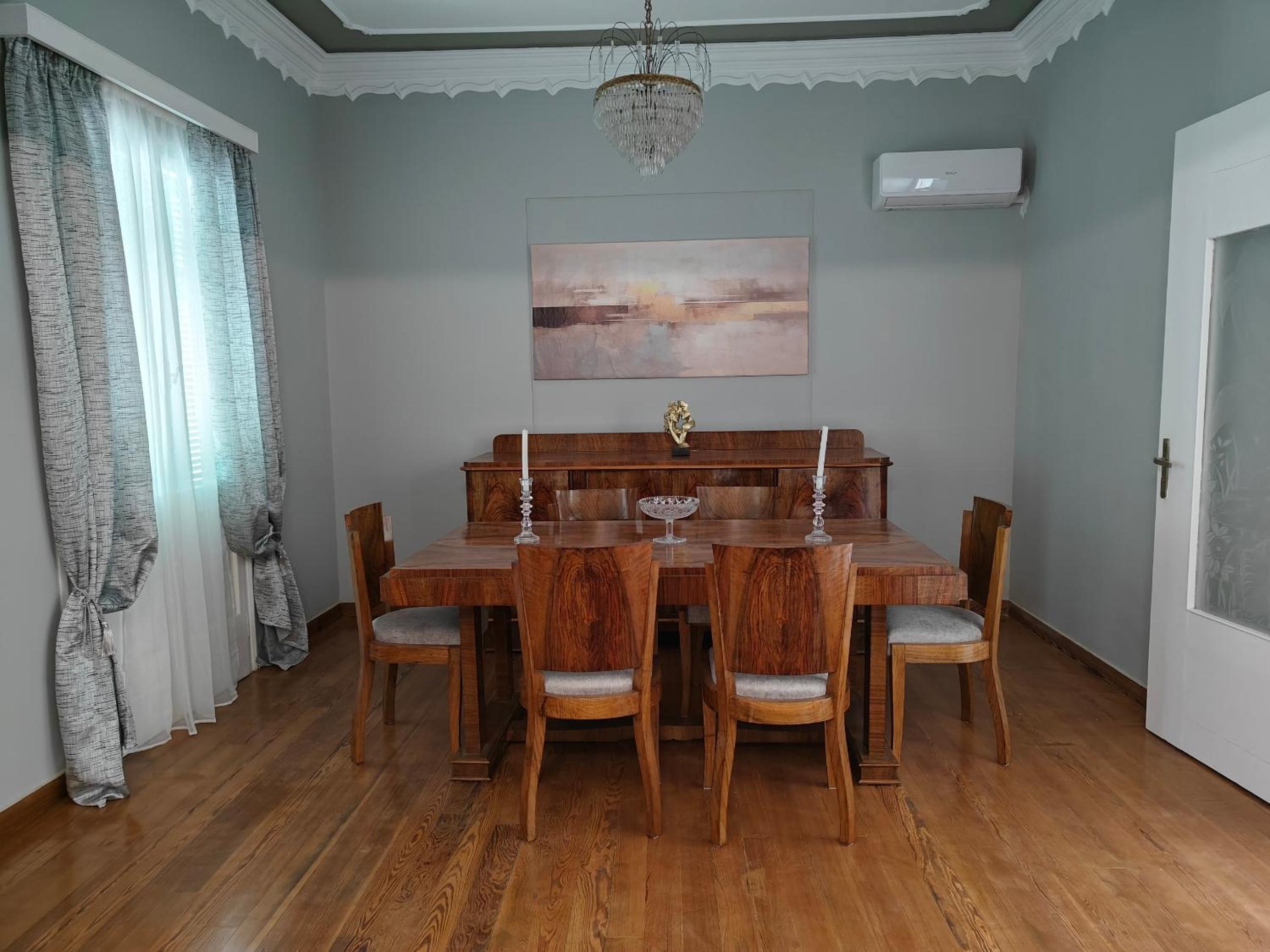 One-Bedroom House photo 2