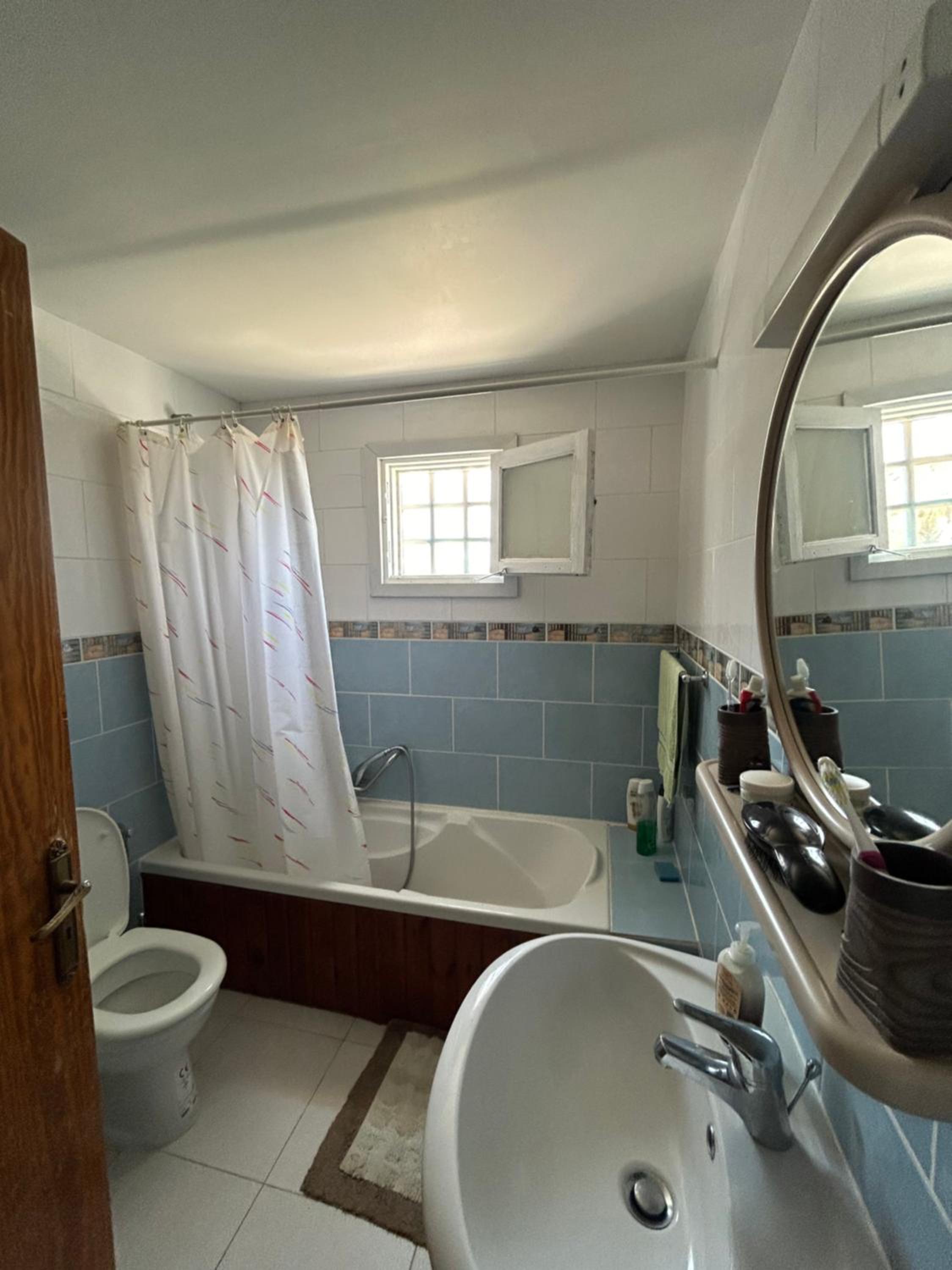 Two-Bedroom House photo 3
