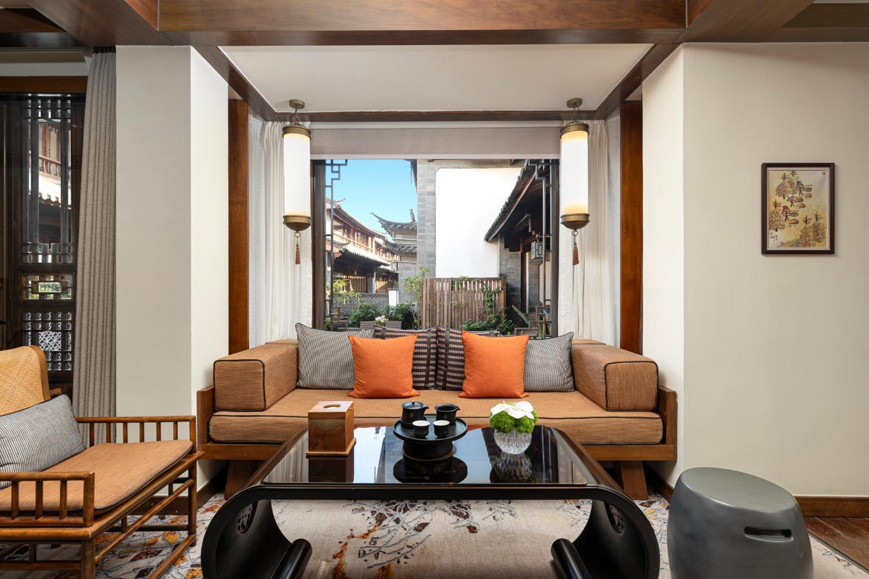 Junior King Suite - Club Lounge Access