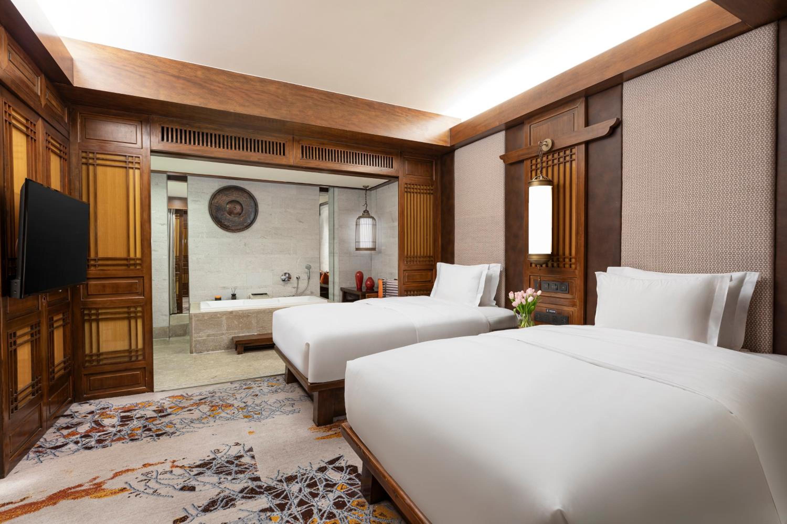 Junior Twin Suite - Club Lounge Access