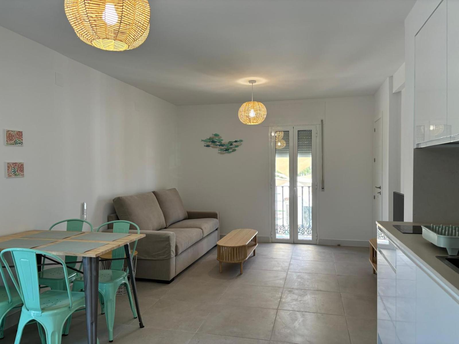 Apartment with Balcony (4 Adults) photo 3