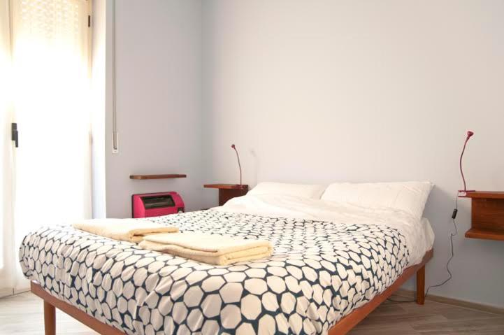 Standard Double Room - Photo 7