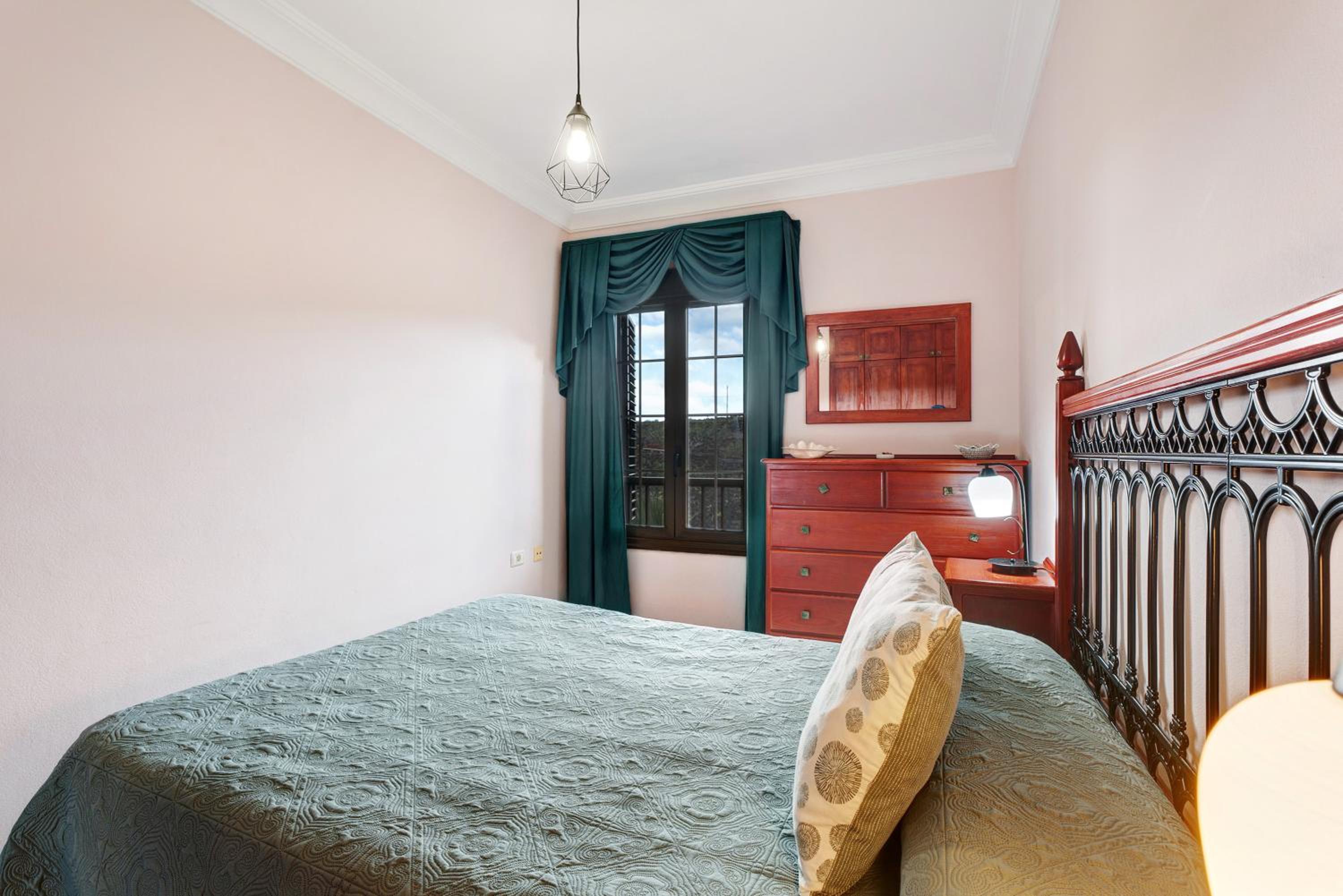 Two-Bedroom House photo 3
