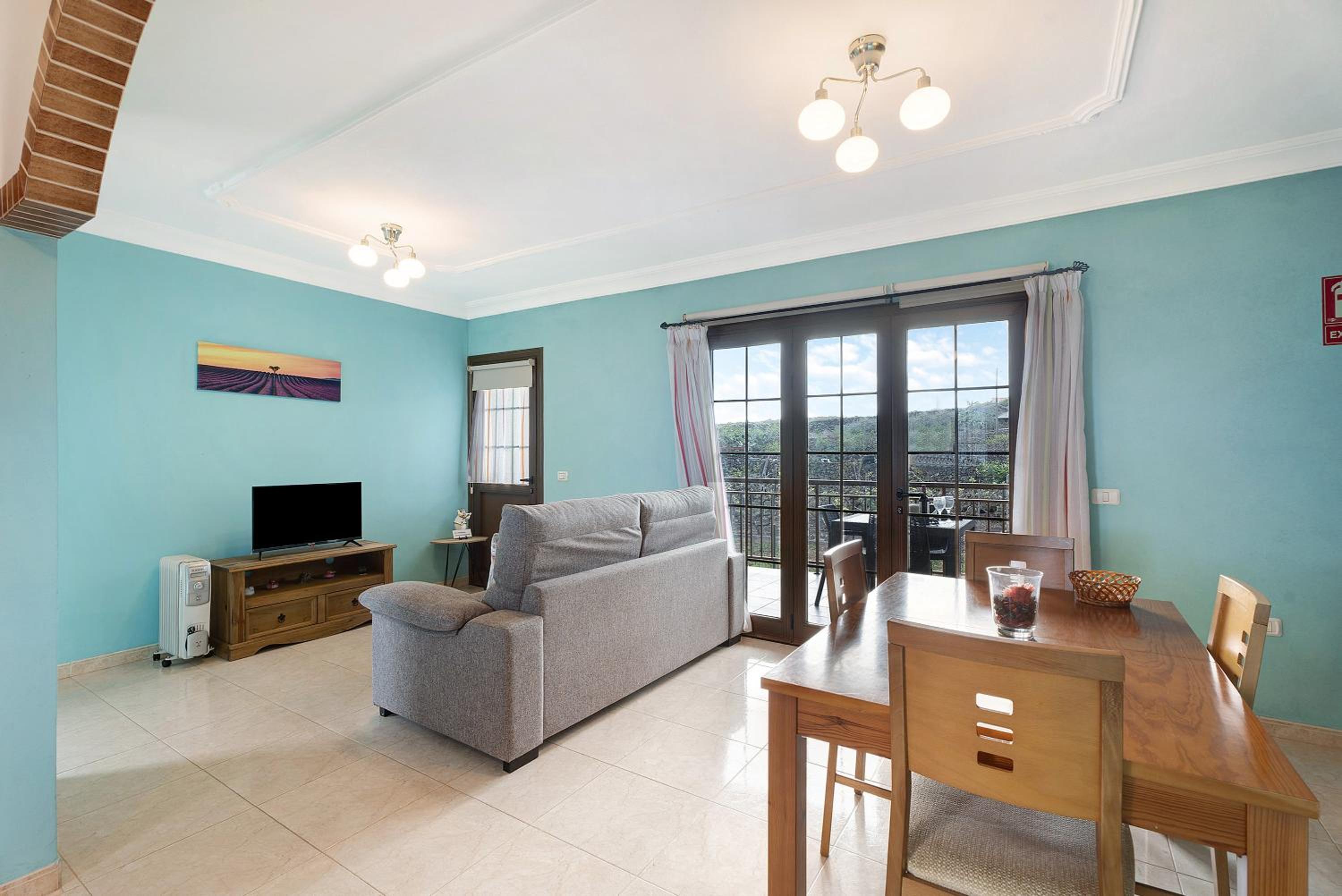 Two-Bedroom House photo 2