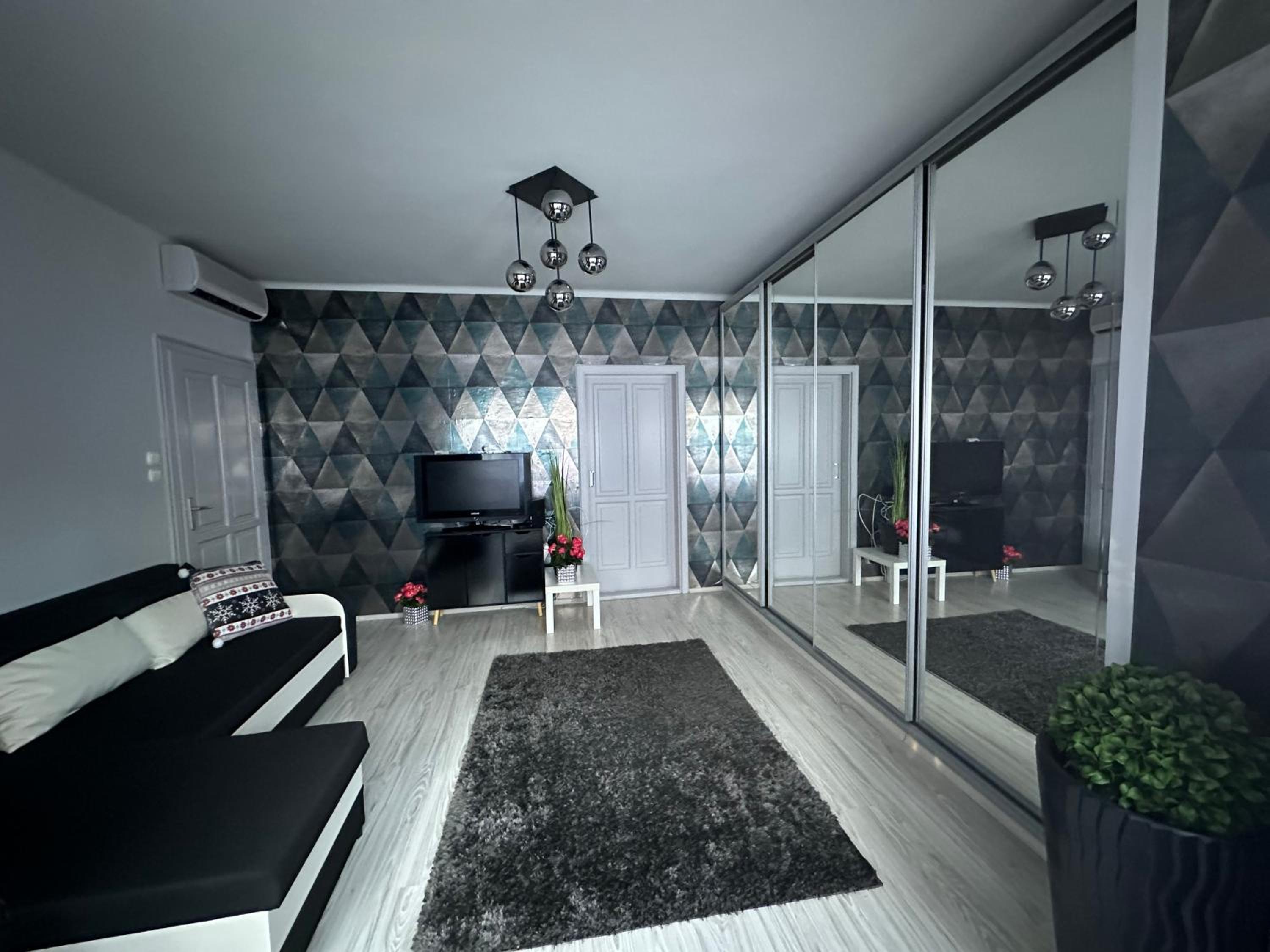 Apartment - Ground Floor photo 1