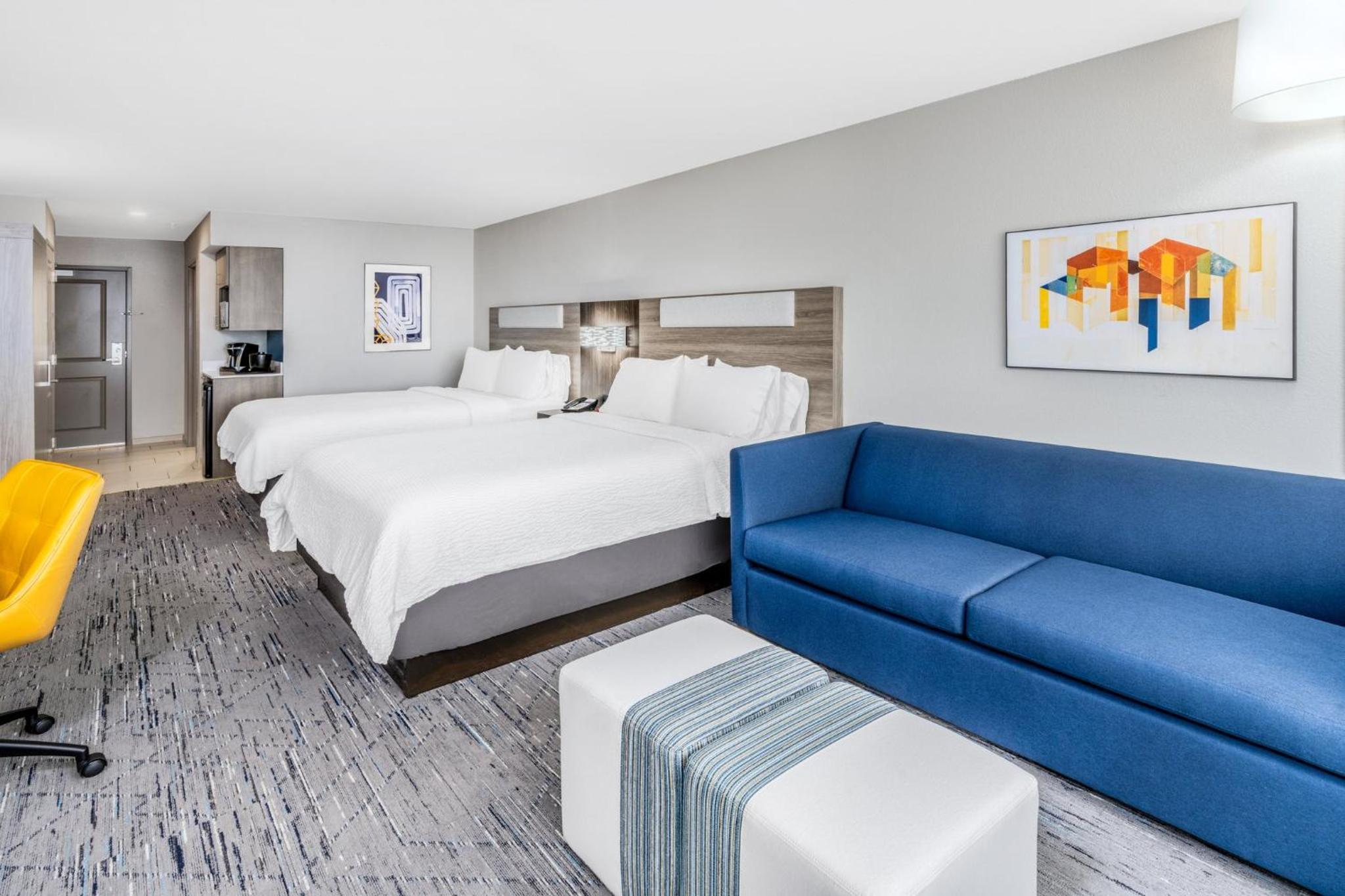 Suite with Two Queen Beds - Communications Access